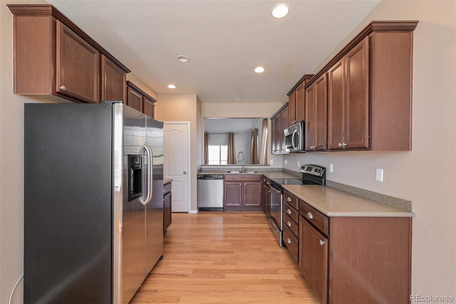 MLS Image #5 for 5613 s elk court,aurora, Colorado