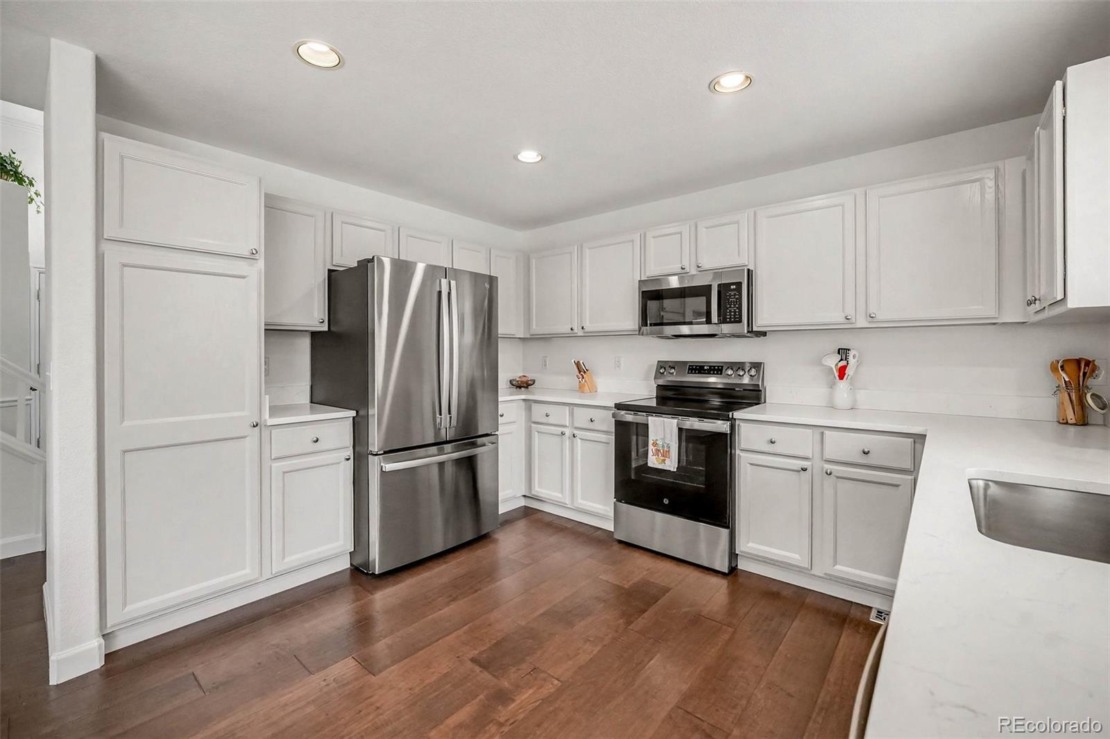 MLS Image #14 for 9308  wolfe drive,highlands ranch, Colorado