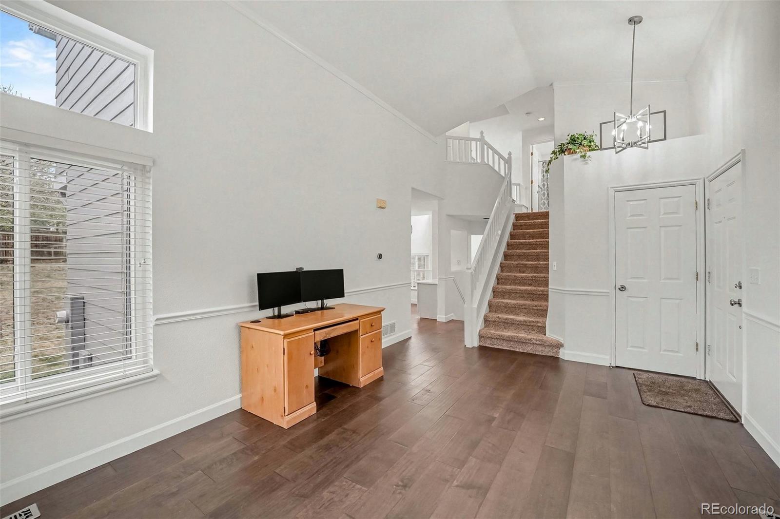 MLS Image #6 for 9308  wolfe drive,highlands ranch, Colorado