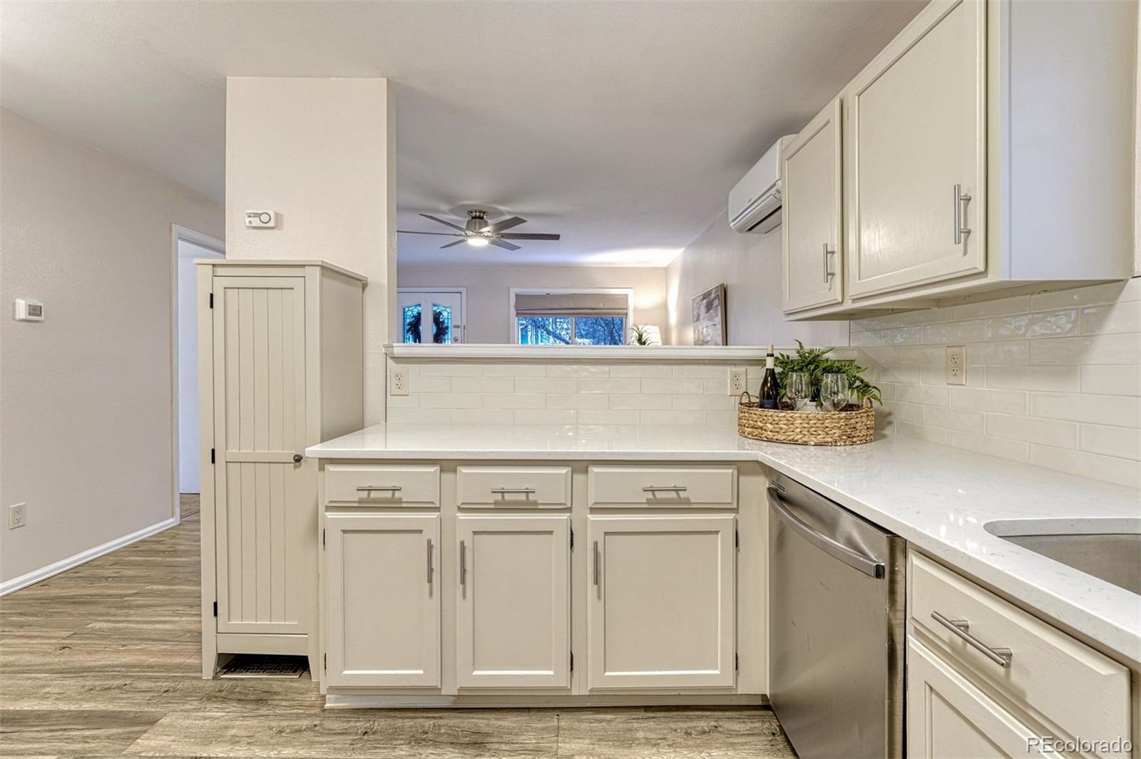 MLS Image #5 for 115 n chestnut street,colorado springs, Colorado