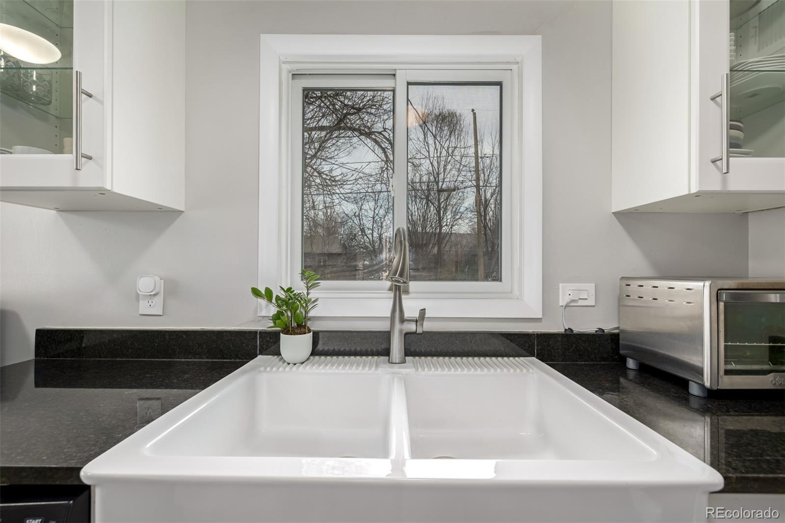 MLS Image #13 for 2732 s adams street,denver, Colorado