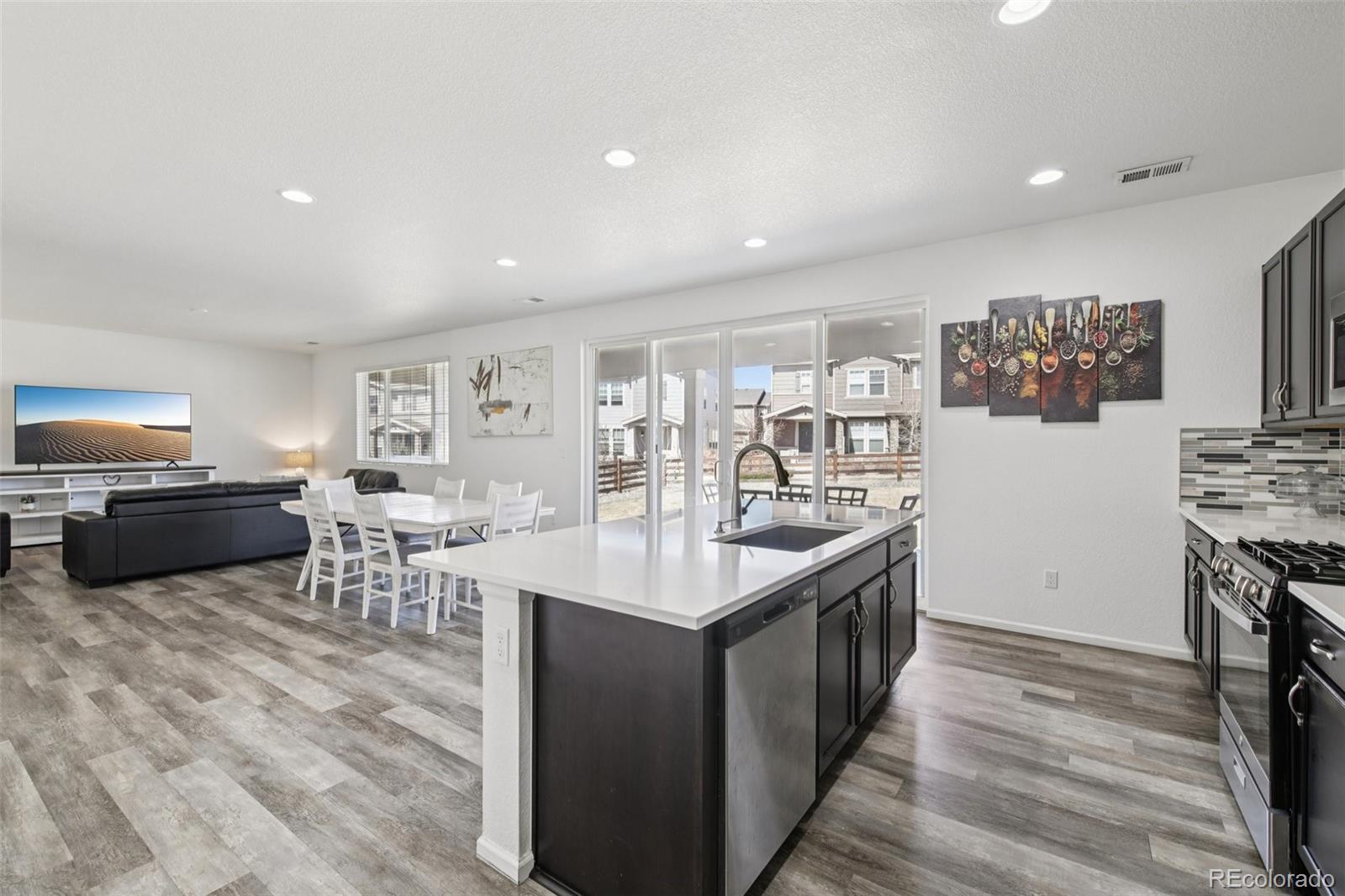MLS Image #10 for 21929 e stanford circle,aurora, Colorado