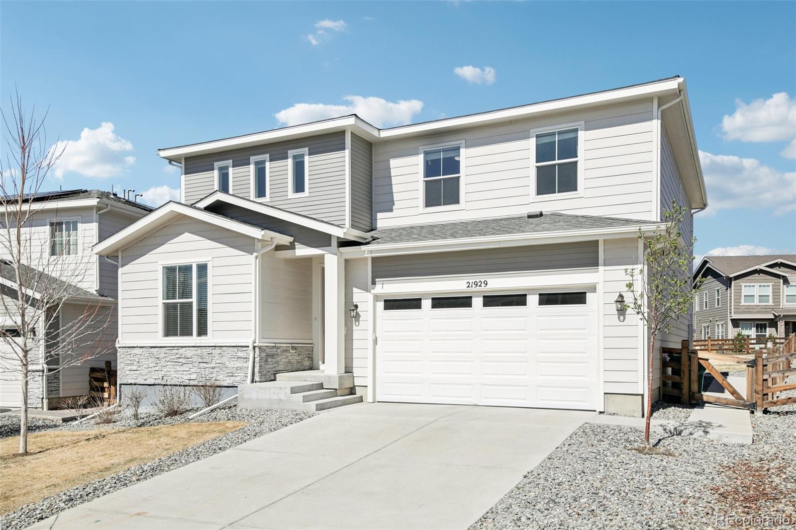 MLS Image #2 for 21929 e stanford circle,aurora, Colorado