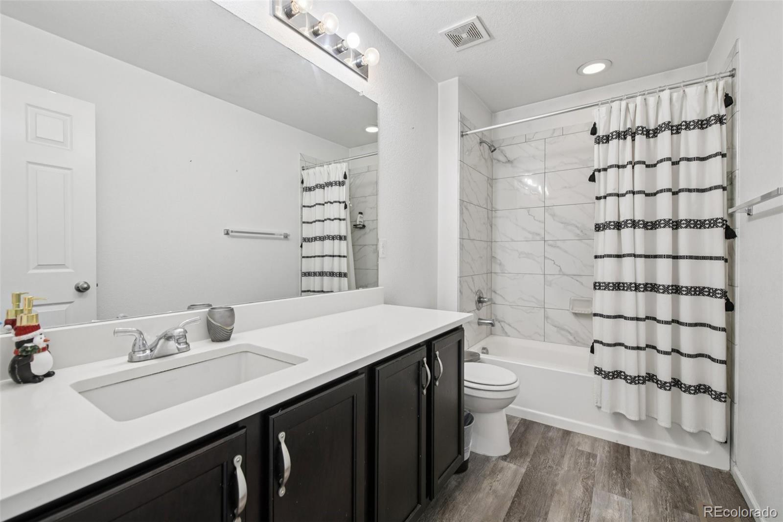 MLS Image #34 for 21929 e stanford circle,aurora, Colorado