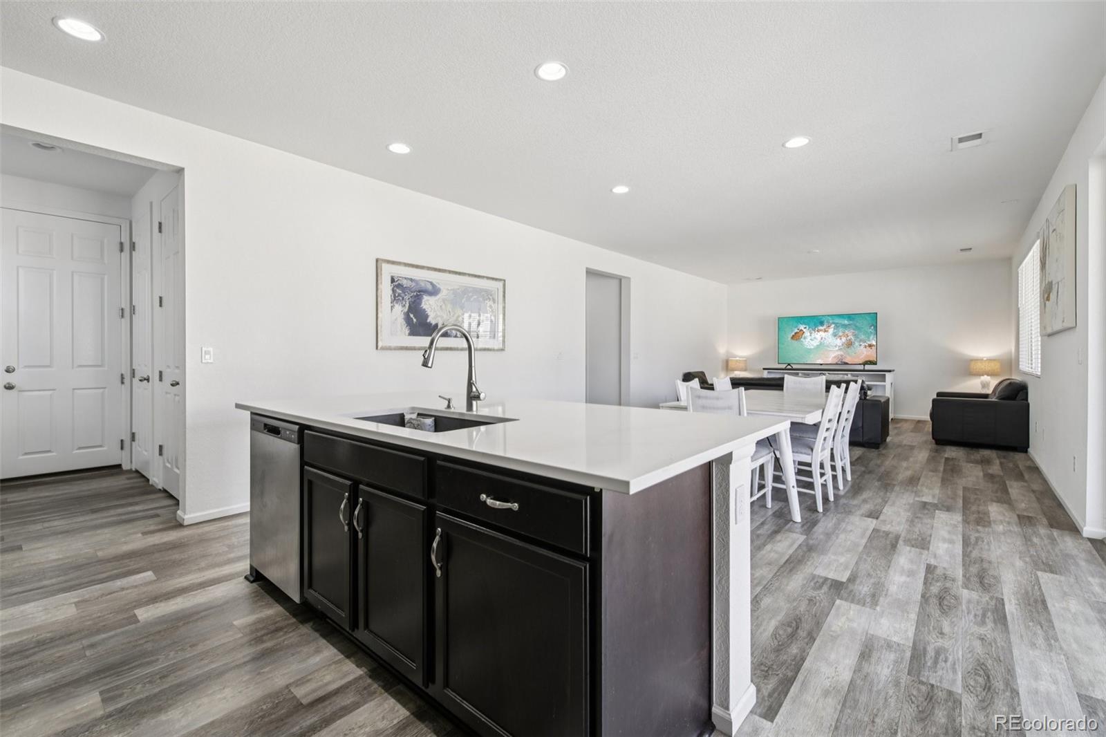 MLS Image #9 for 21929 e stanford circle,aurora, Colorado