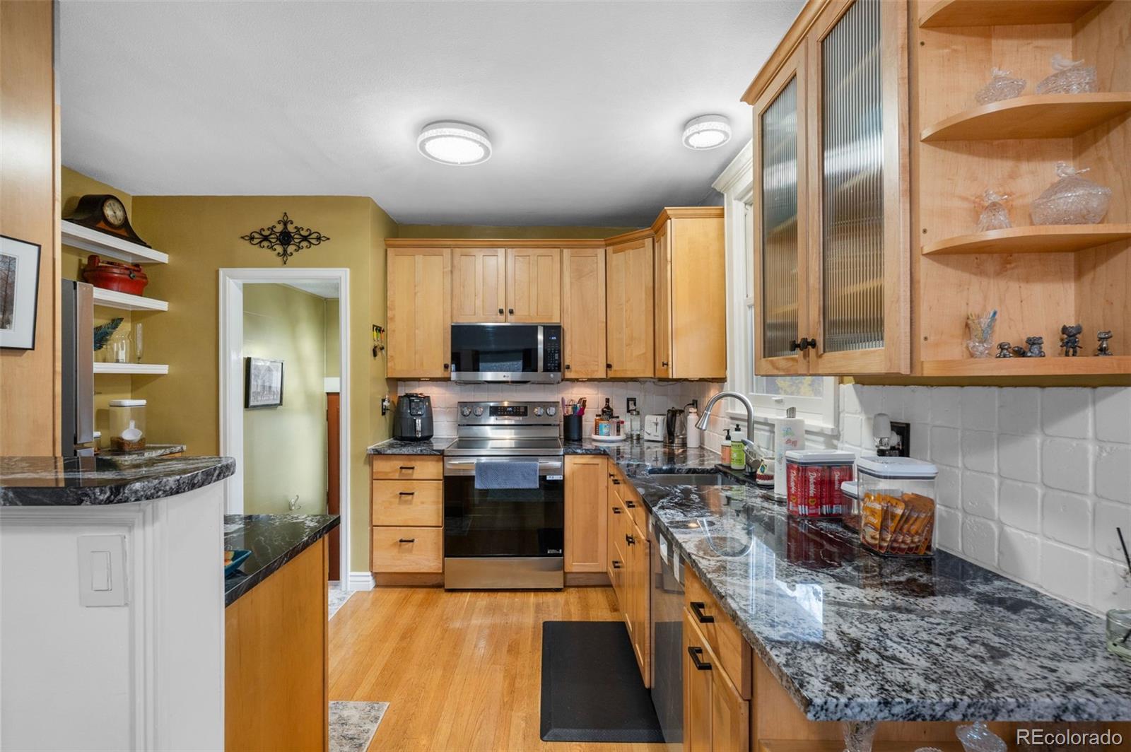 MLS Image #12 for 1136  cook street,denver, Colorado