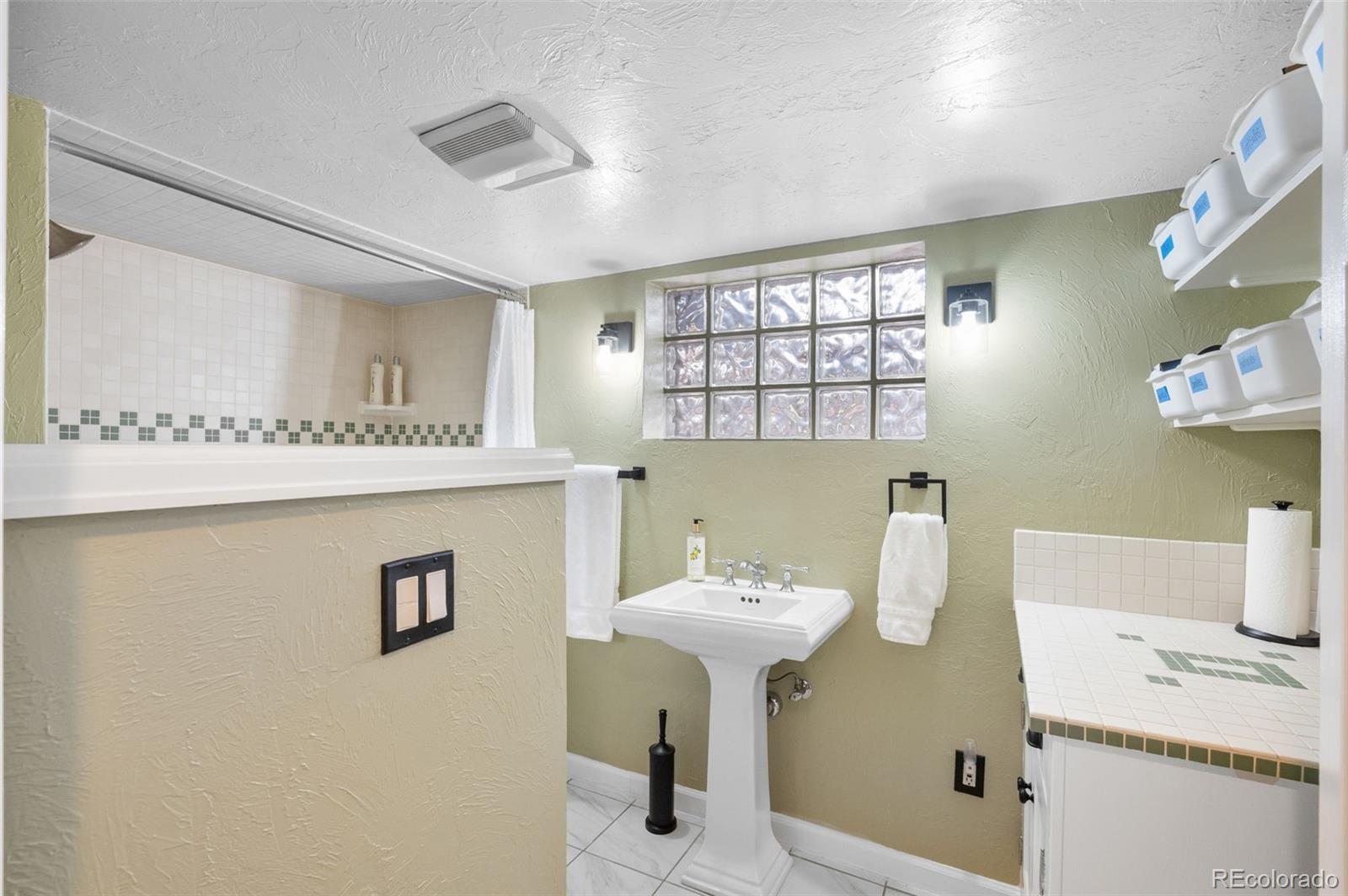 MLS Image #24 for 1136  cook street,denver, Colorado