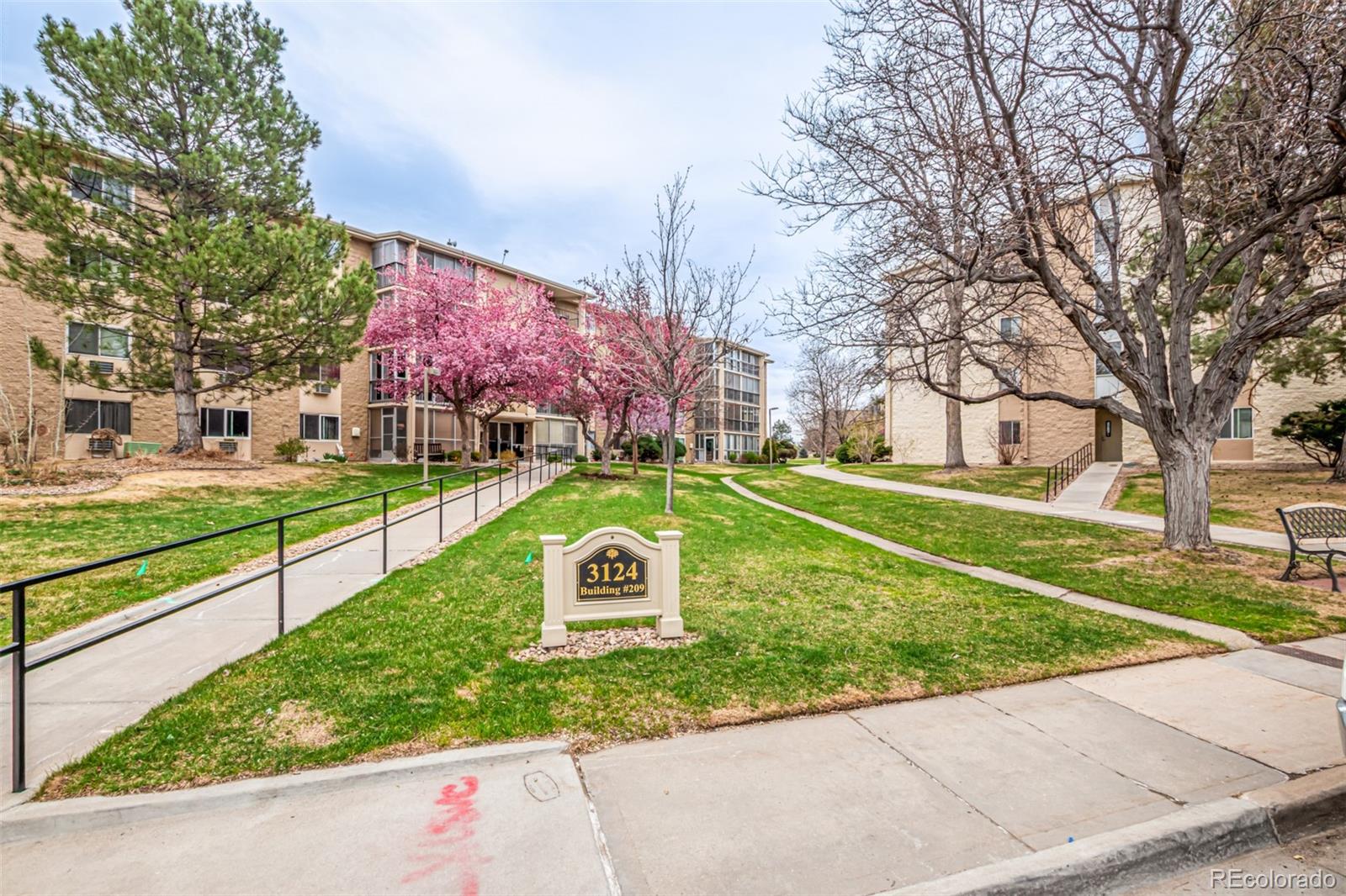 MLS Image #34 for 3124 s wheeling way 212,aurora, Colorado