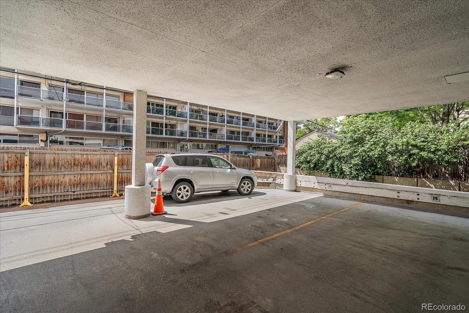 MLS Image #10 for 855  pennsylvania street 305,denver, Colorado