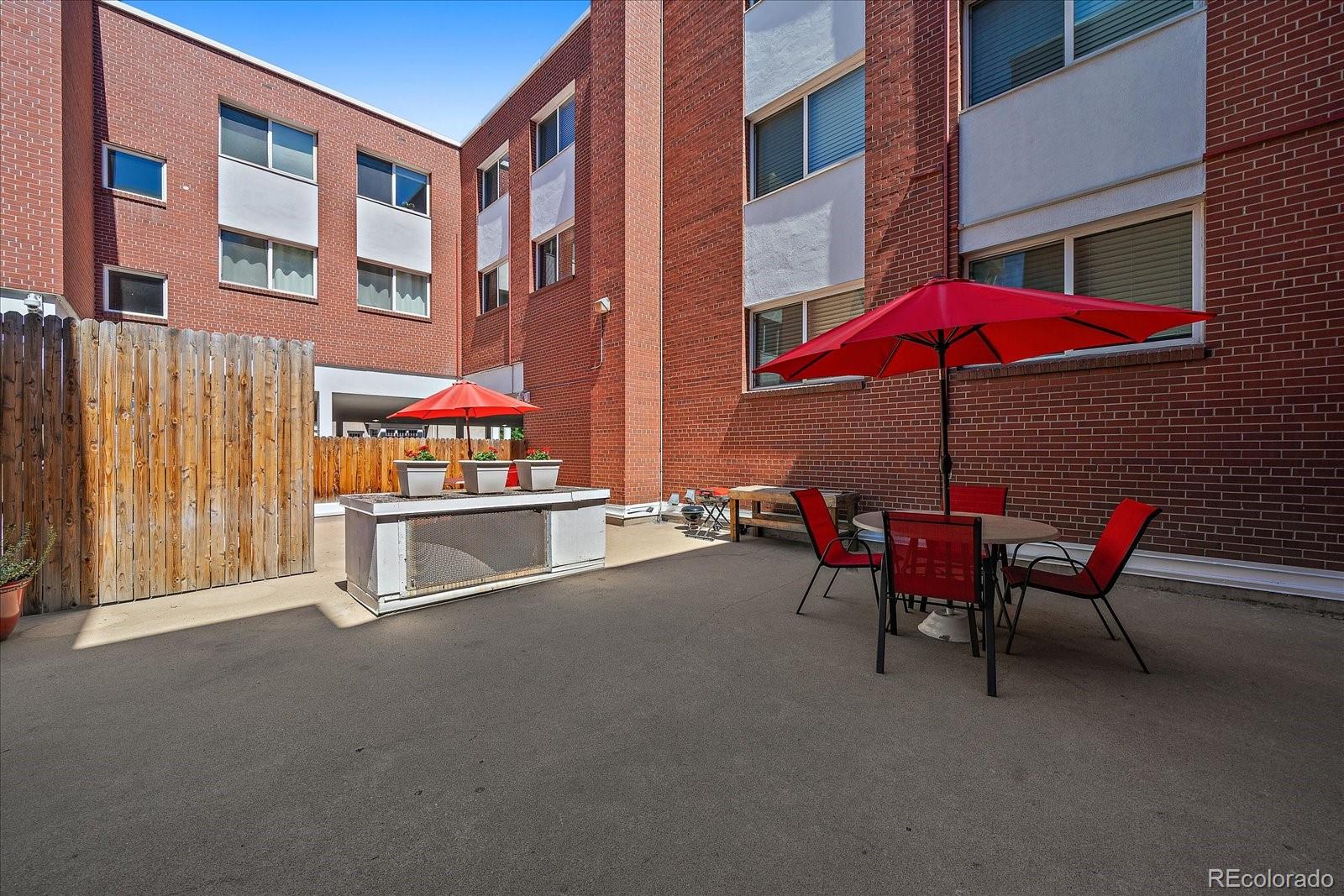 MLS Image #14 for 855  pennsylvania street 305,denver, Colorado