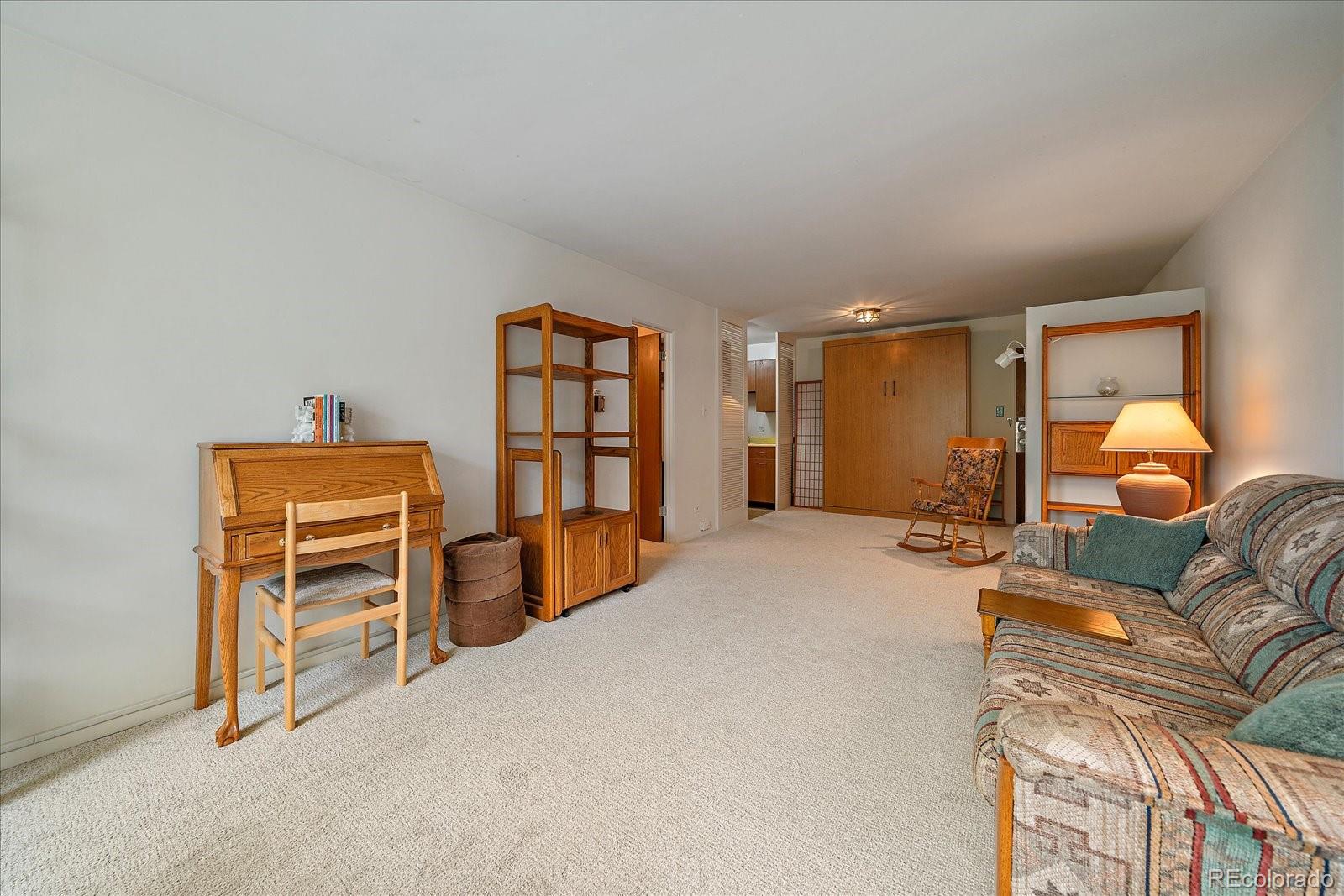 MLS Image #4 for 855  pennsylvania street 305,denver, Colorado