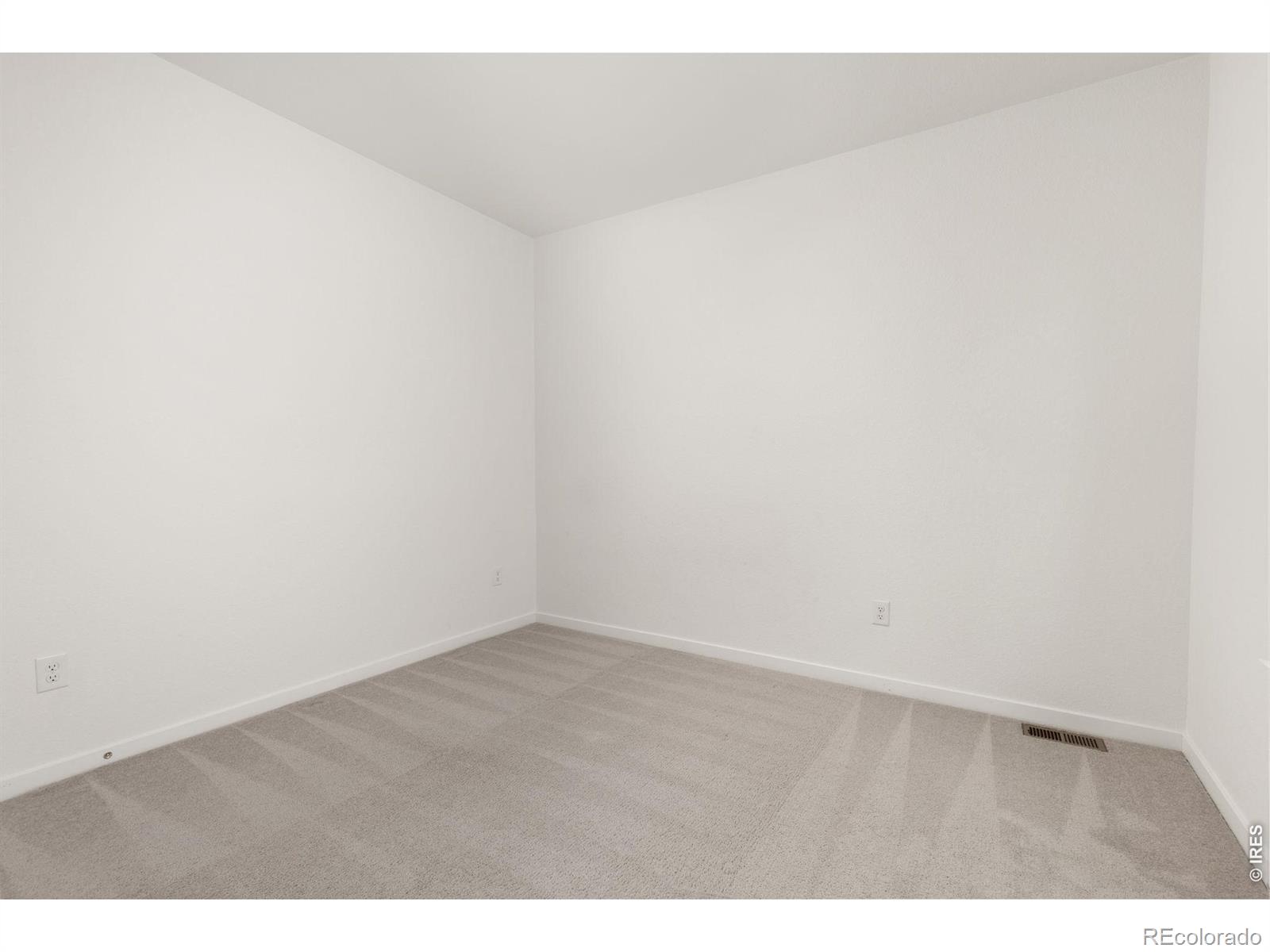 MLS Image #16 for 591  greenville alley,erie, Colorado