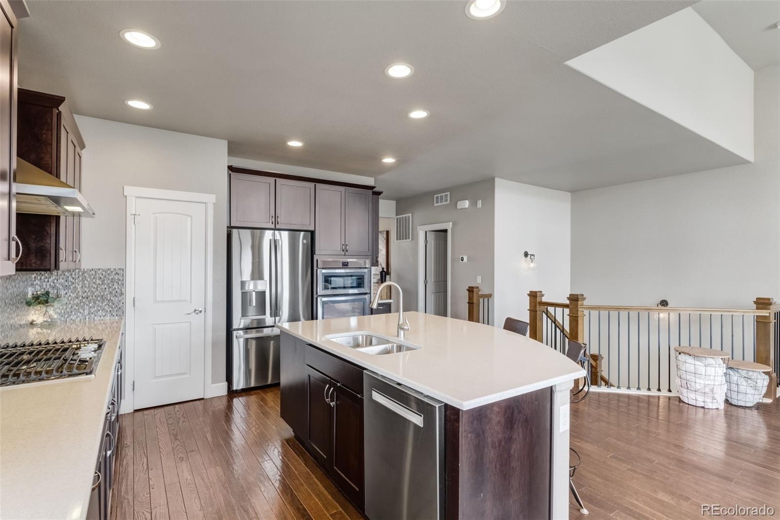 MLS Image #12 for 2274 s norse way,lakewood, Colorado