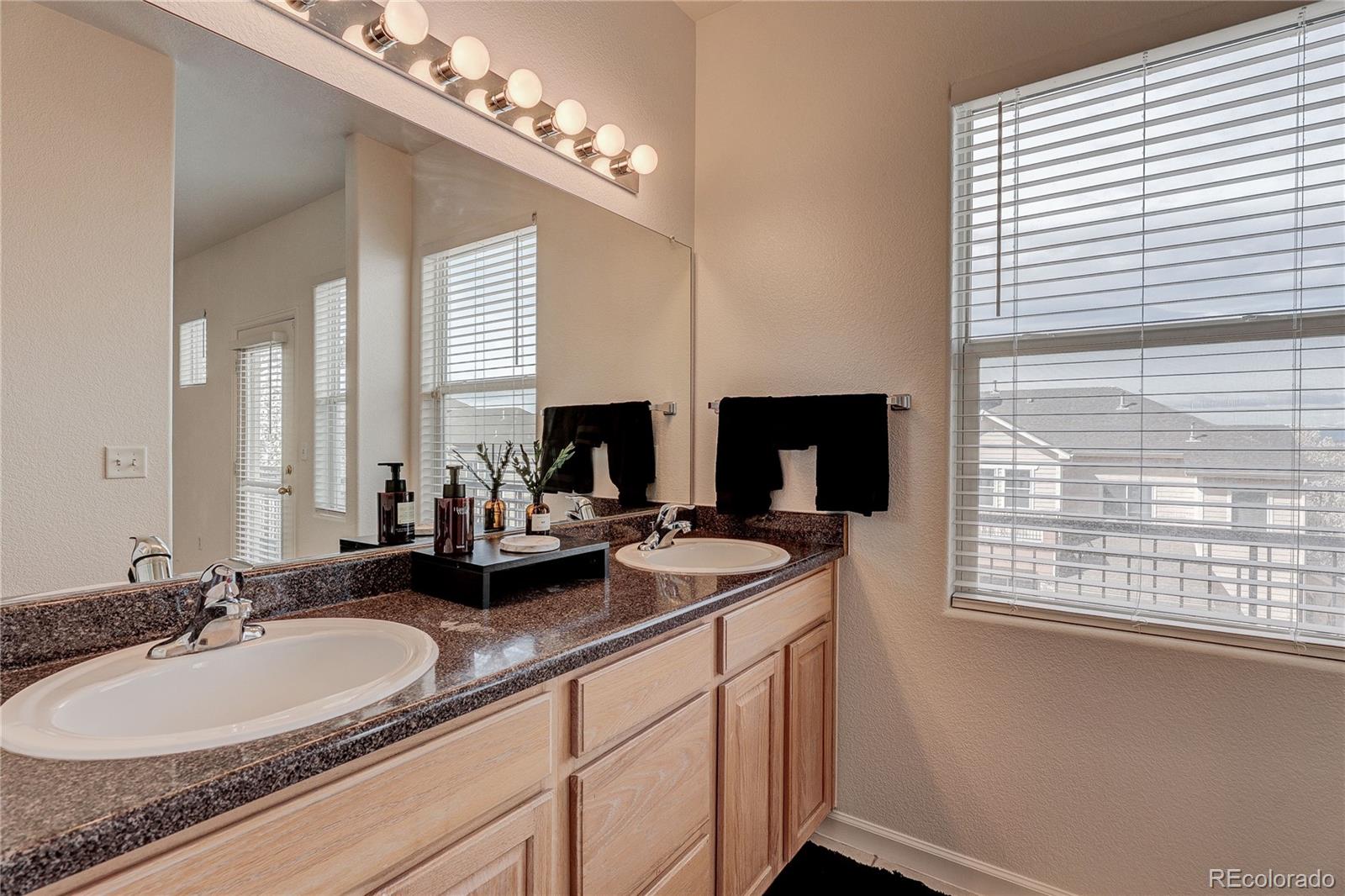 MLS Image #31 for 11250  florence street 12b,commerce city, Colorado