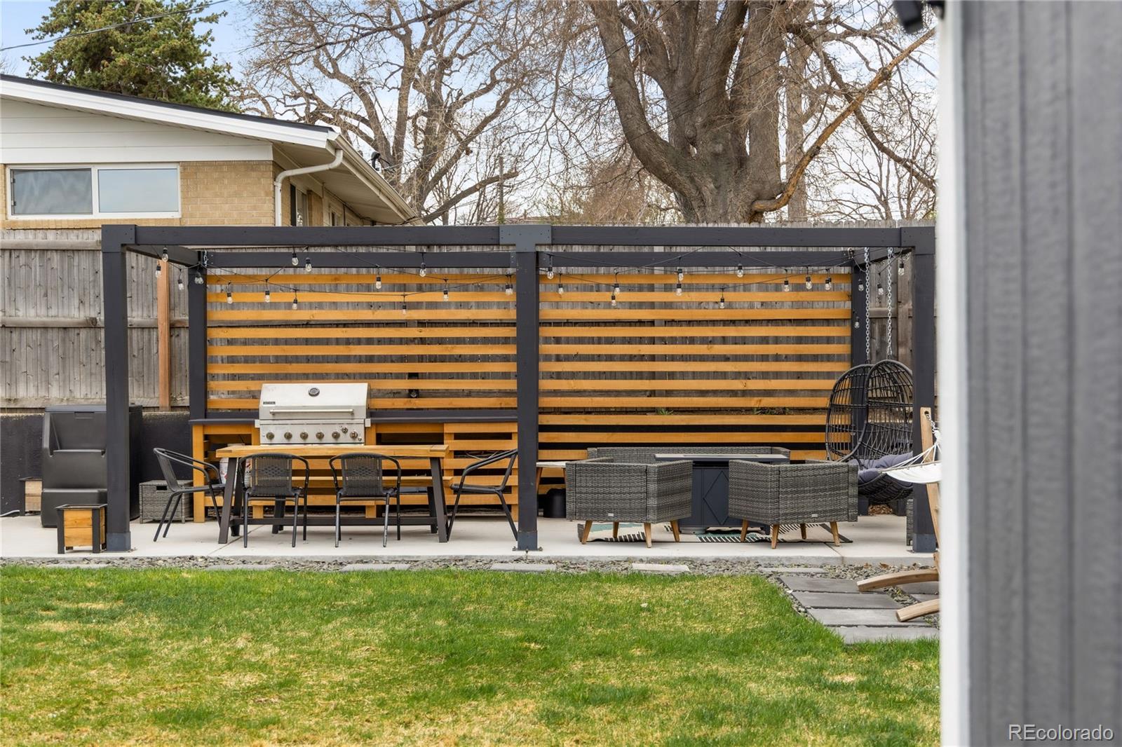 MLS Image #38 for 2743 s meade street,denver, Colorado