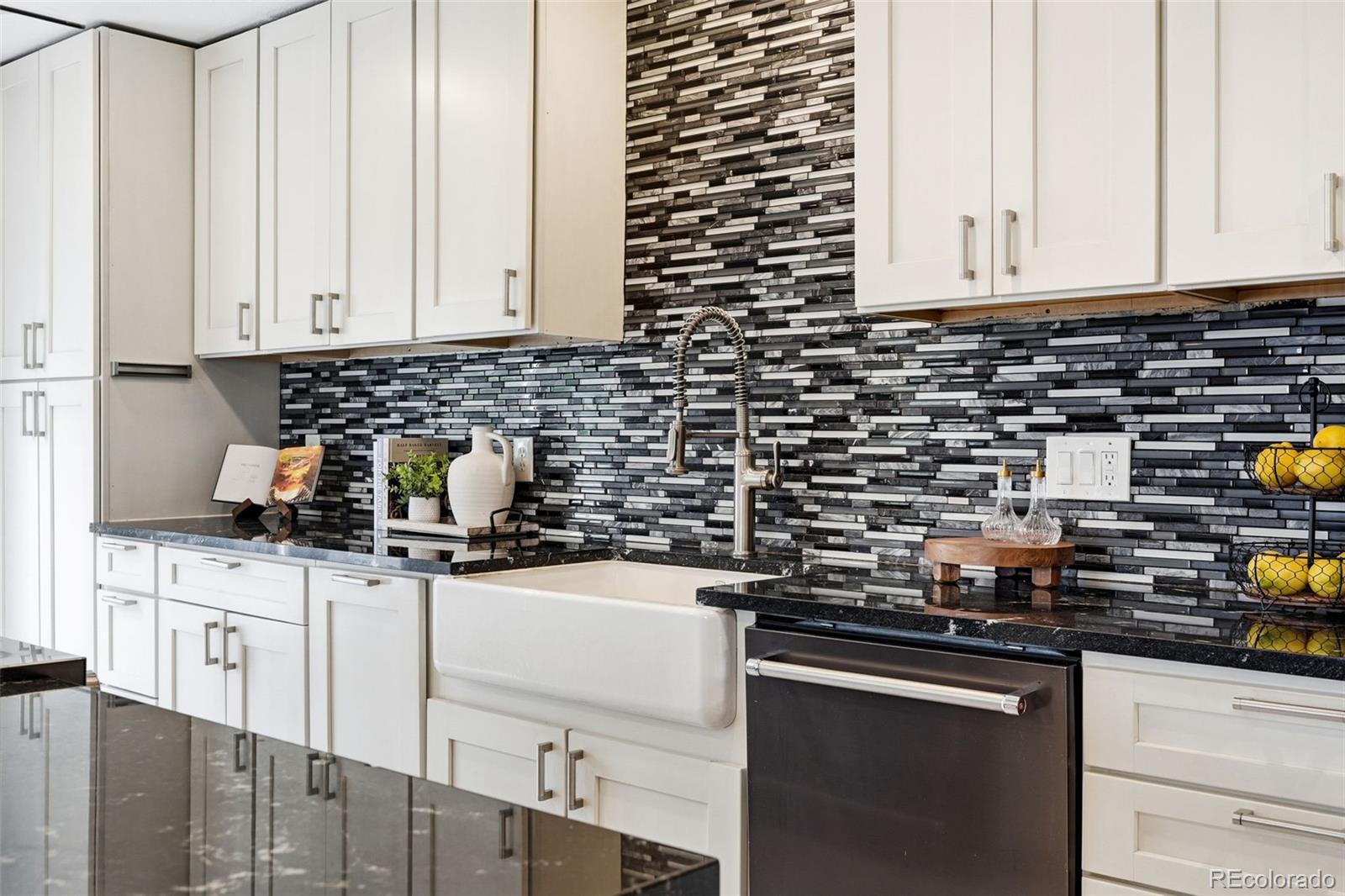 MLS Image #11 for 30 s moline street ,aurora, Colorado