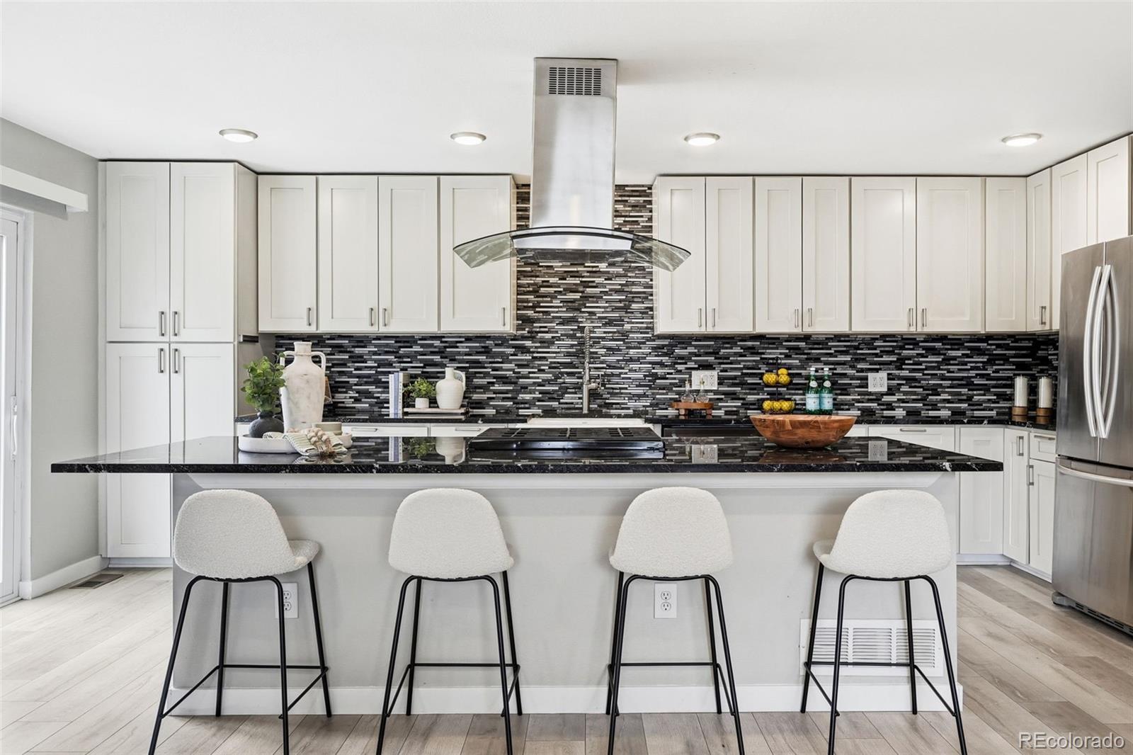 MLS Image #6 for 30 s moline street ,aurora, Colorado