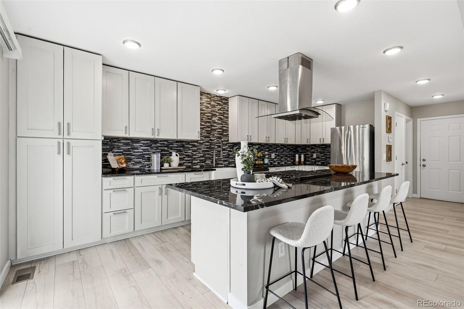 MLS Image #8 for 30 s moline street ,aurora, Colorado