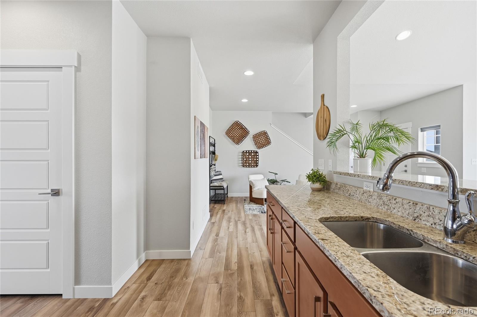 MLS Image #14 for 218 e chestnut street,windsor, Colorado