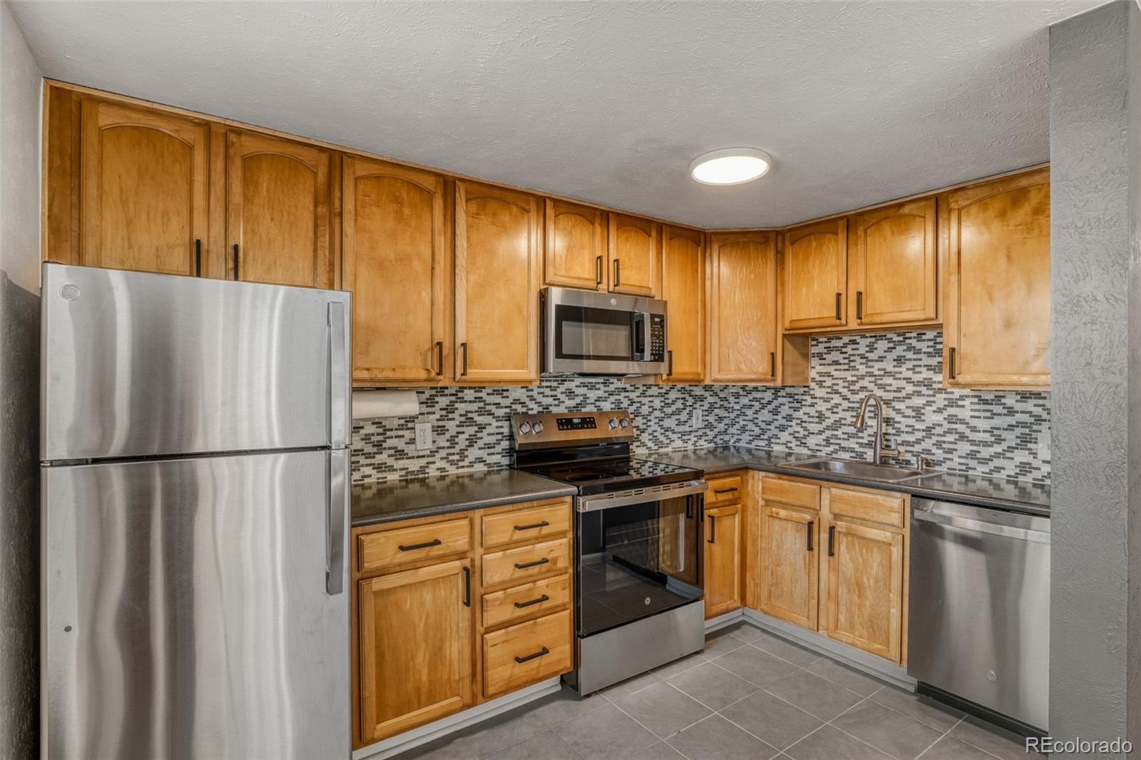 MLS Image #17 for 1182 n clermont street 101,denver, Colorado