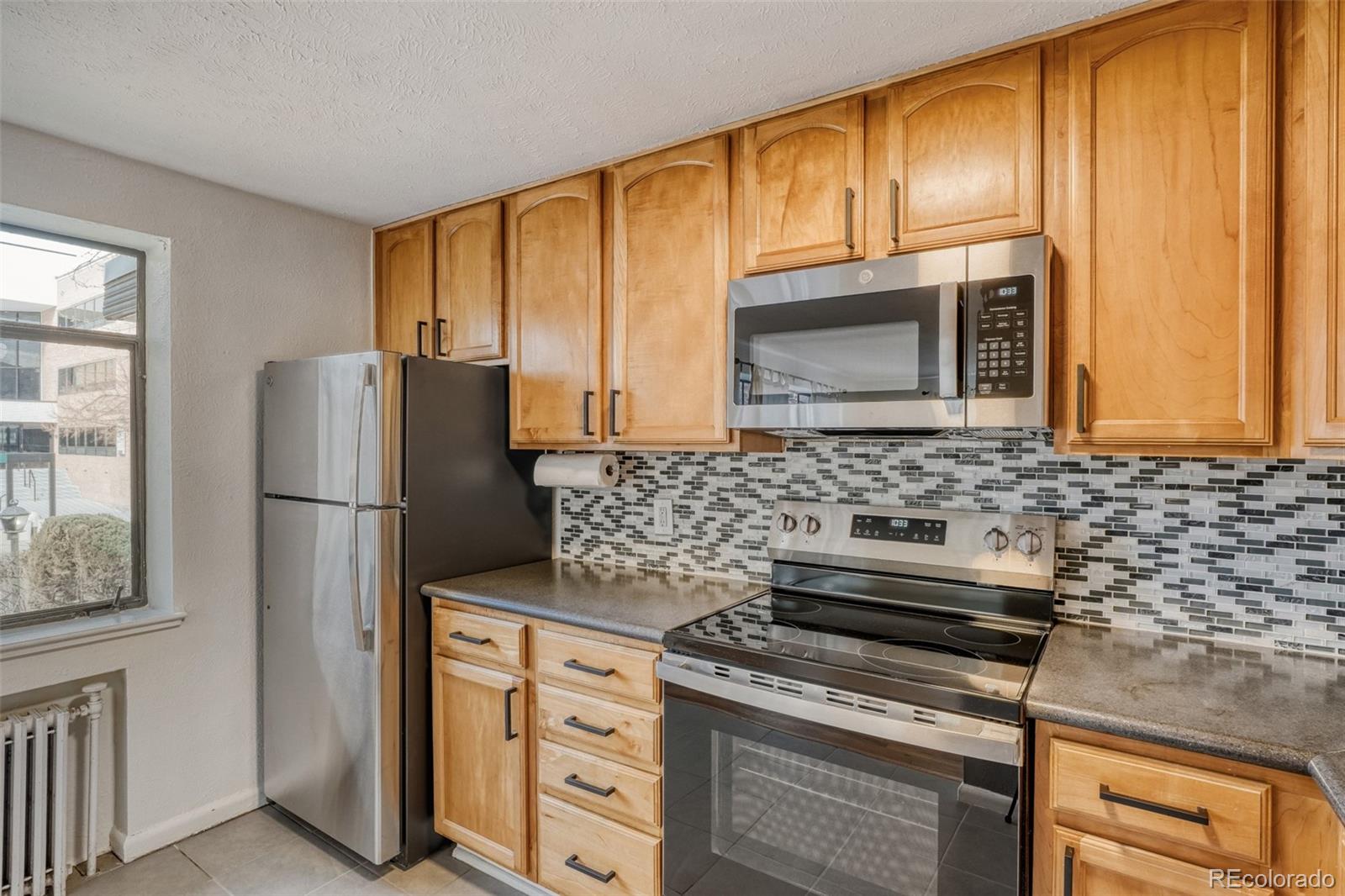 MLS Image #19 for 1182 n clermont street 101,denver, Colorado