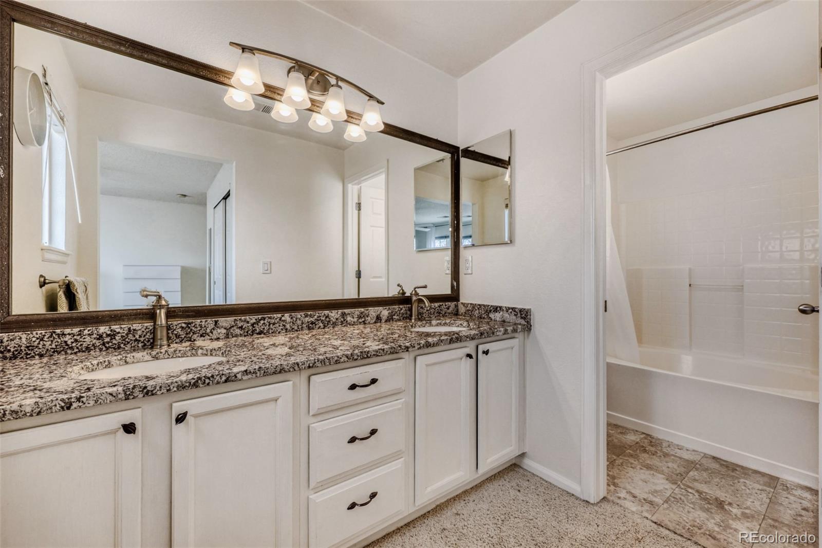 MLS Image #19 for 5214 s shawnee way,aurora, Colorado