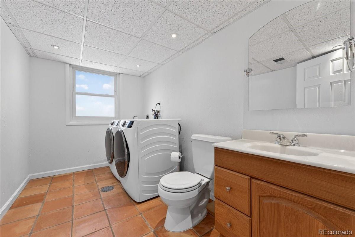 MLS Image #13 for 6584 s clermont court,centennial, Colorado