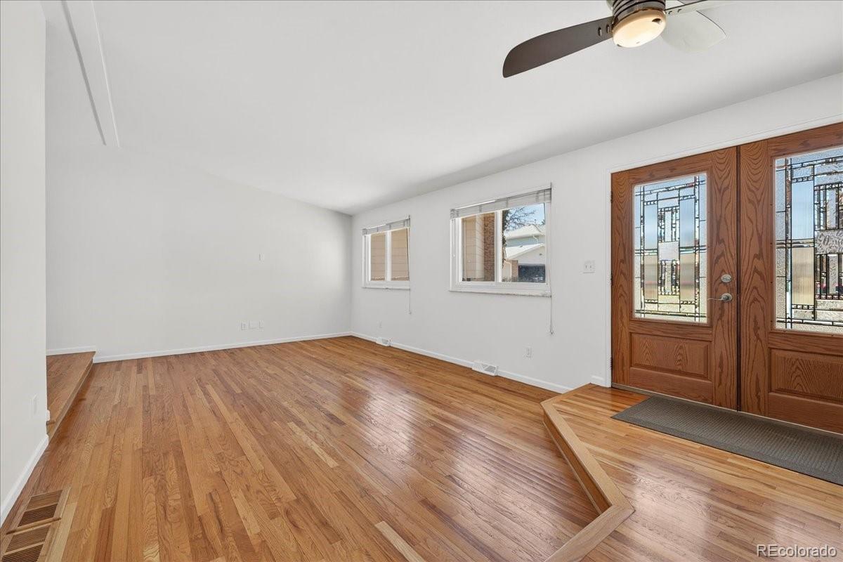 MLS Image #2 for 6584 s clermont court,centennial, Colorado
