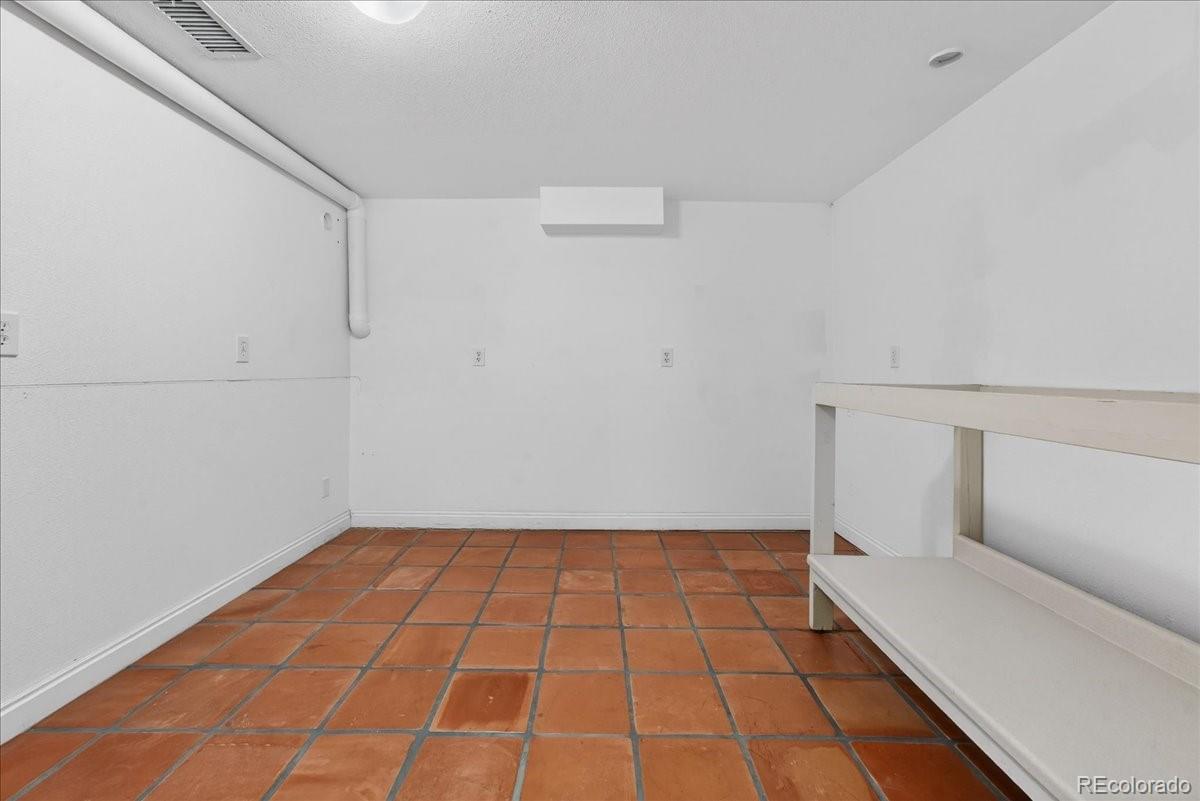 MLS Image #25 for 6584 s clermont court,centennial, Colorado