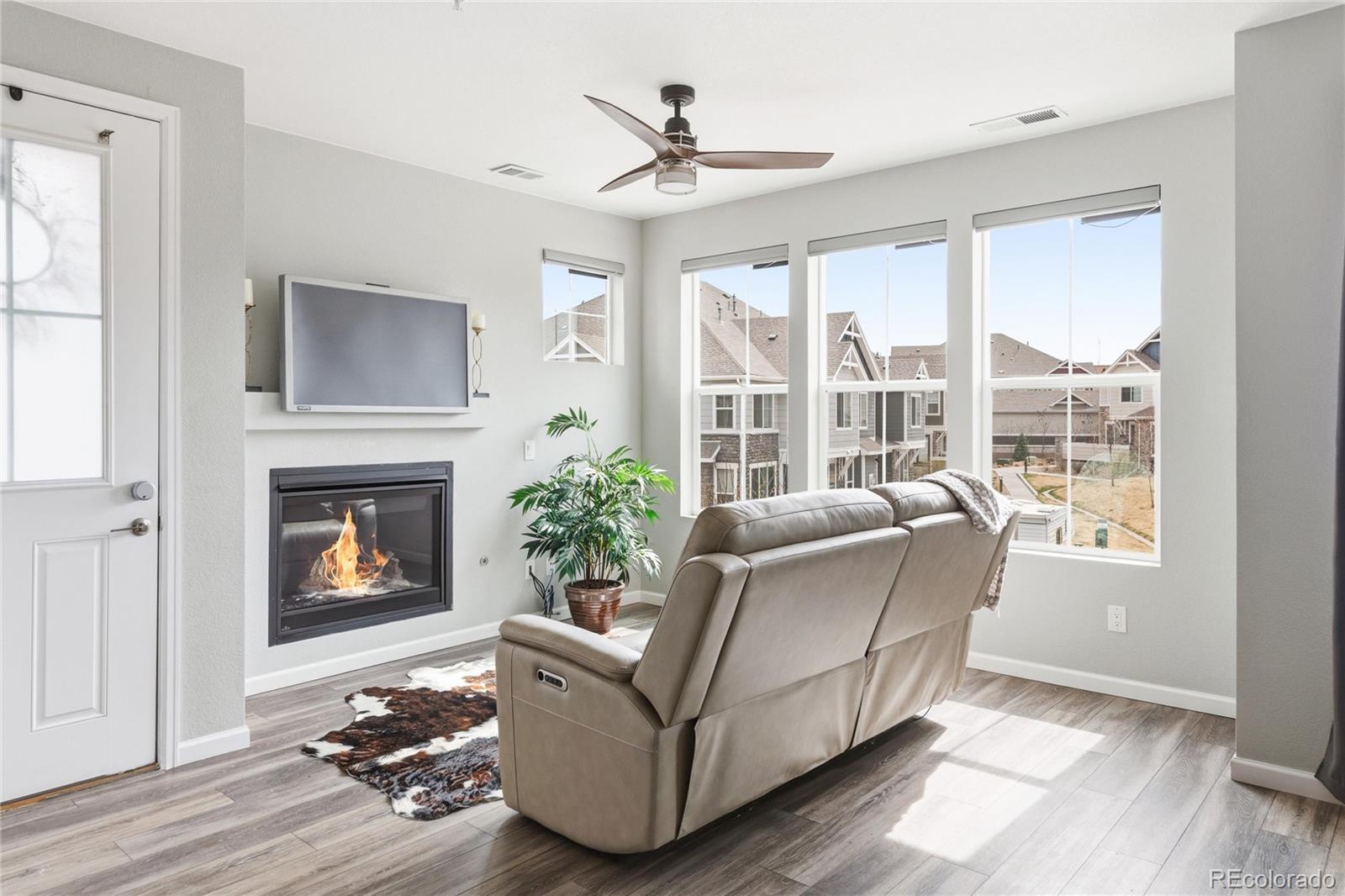 MLS Image #4 for 23545 e platte drive,aurora, Colorado