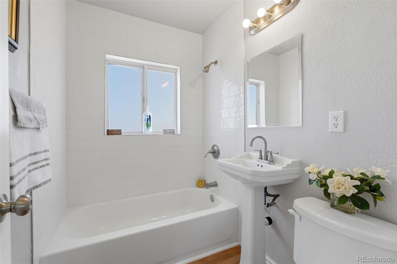 MLS Image #5 for 1372  lima street,aurora, Colorado