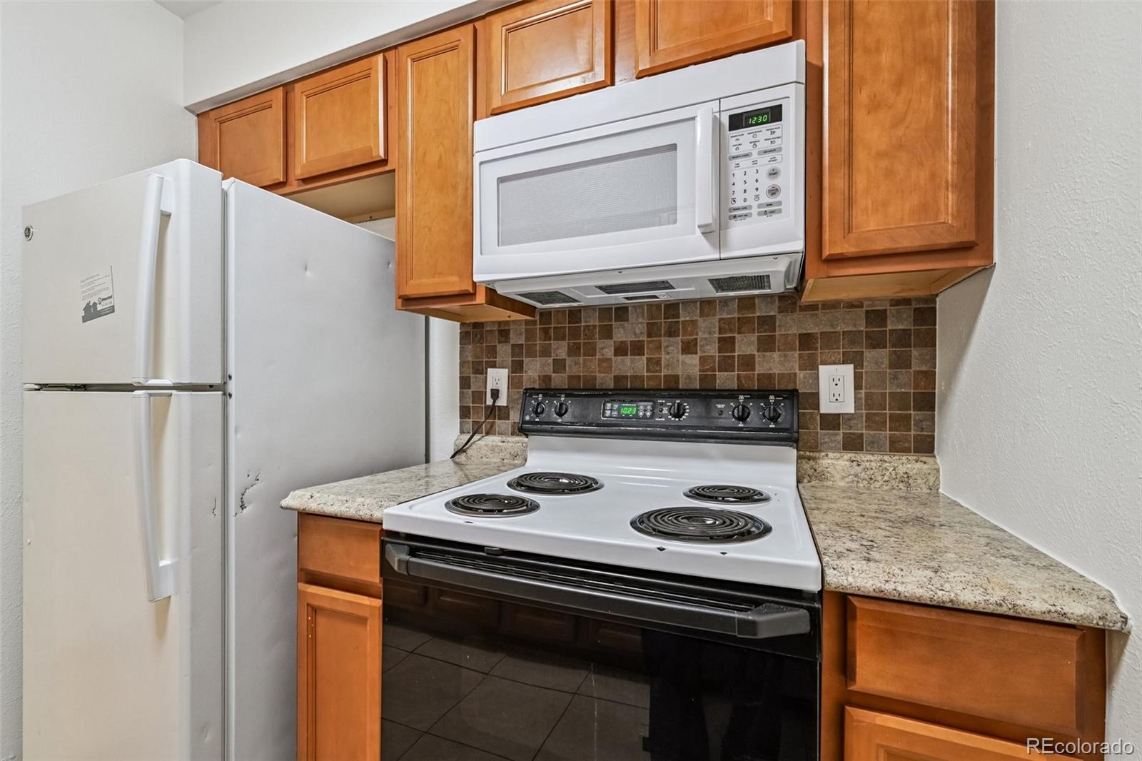 MLS Image #10 for 3643 s sheridan boulevard,denver, Colorado