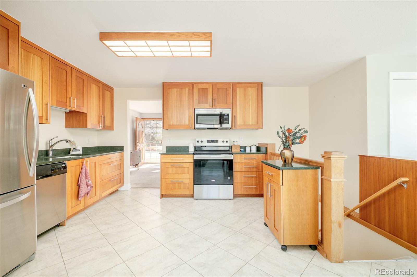 MLS Image #9 for 973 s holland street,lakewood, Colorado