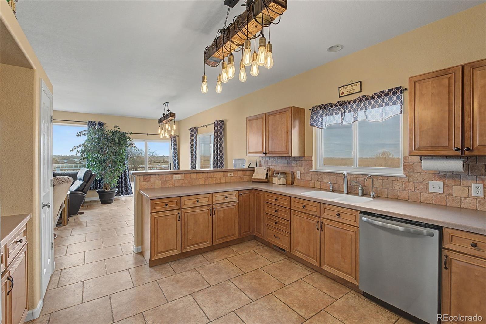 MLS Image #8 for 8209  county road 2 ,brighton, Colorado