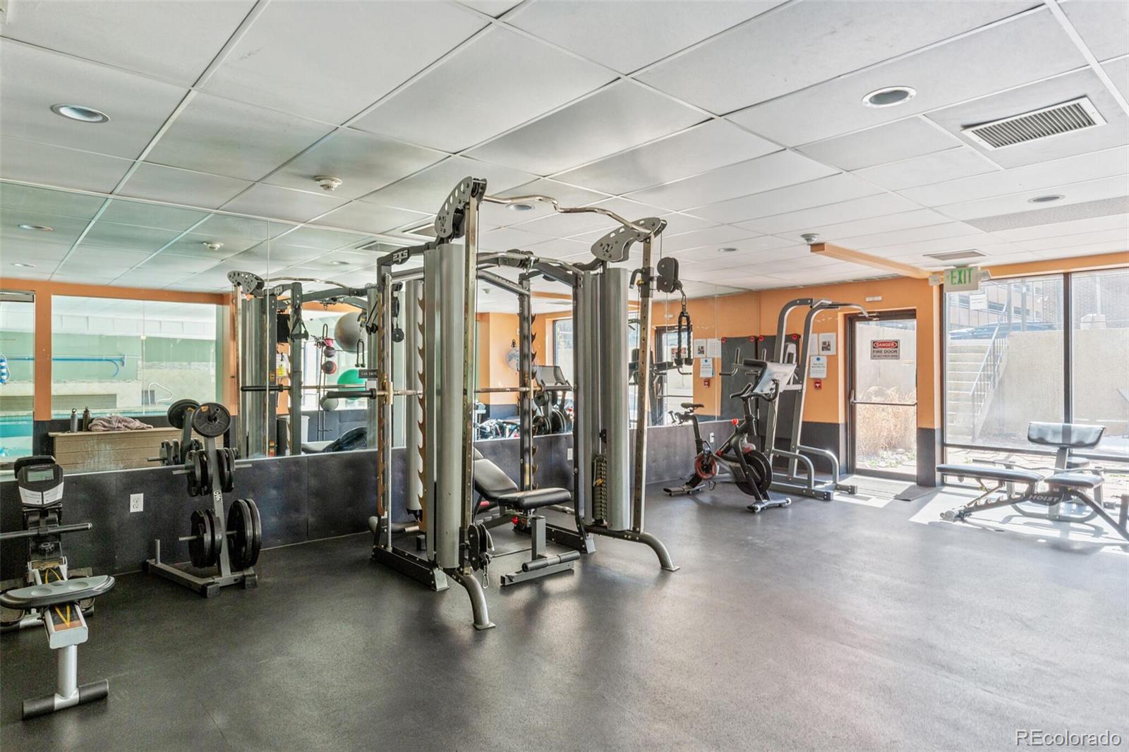 MLS Image #17 for 2  adams street 1007,denver, Colorado