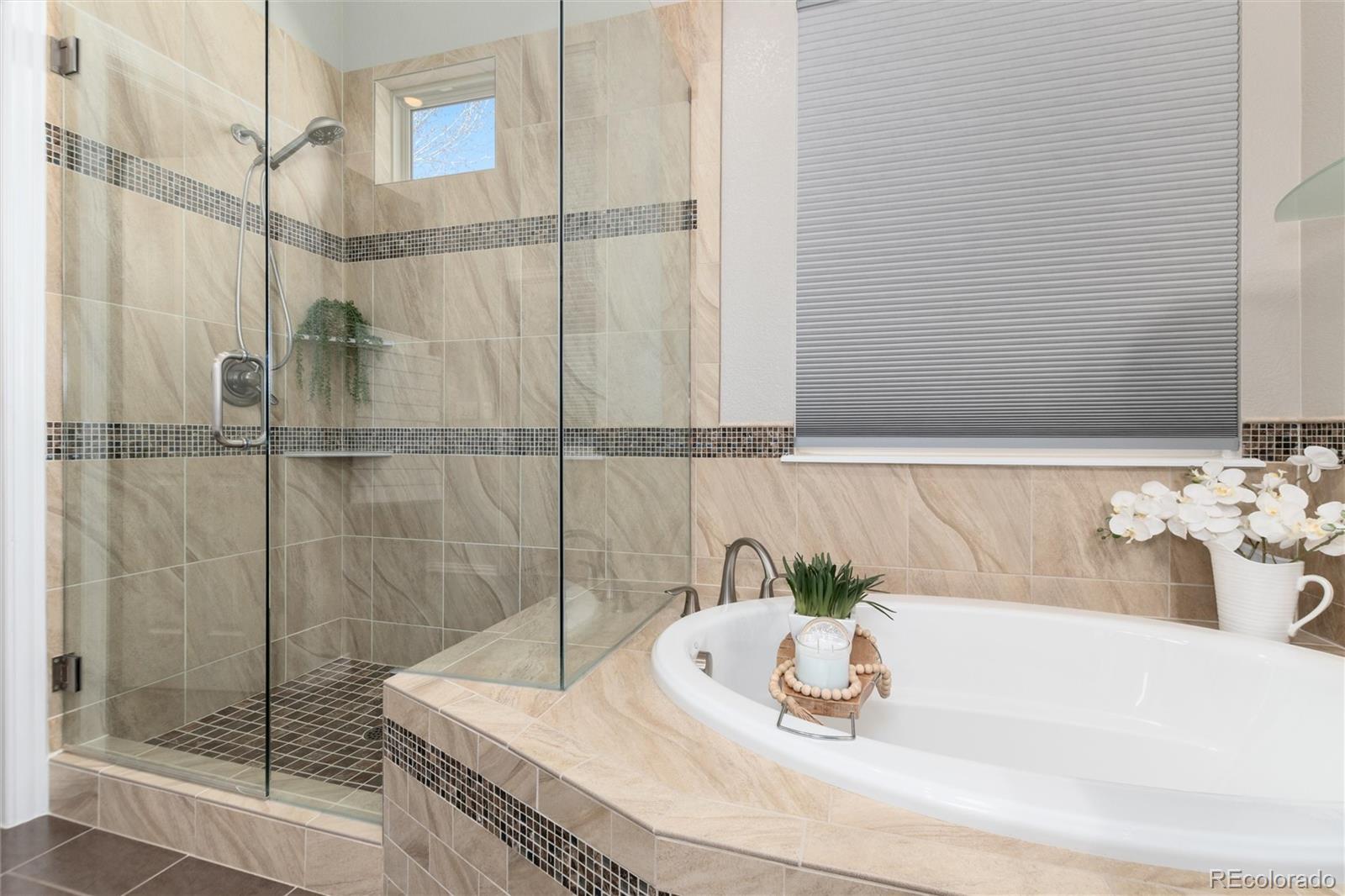 MLS Image #22 for 9752 w athens lane,littleton, Colorado