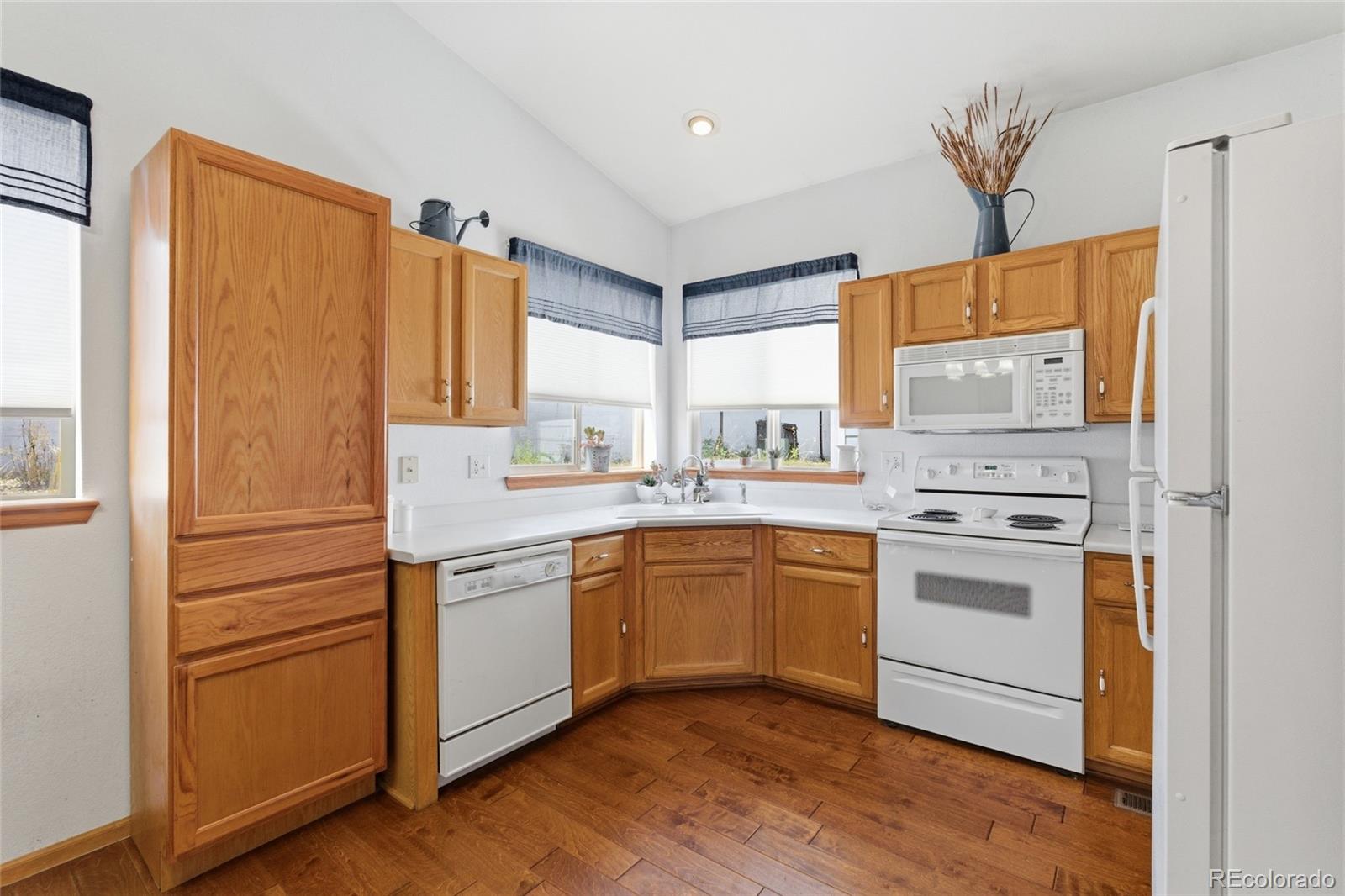 MLS Image #5 for 8457  mariposa street,federal heights, Colorado