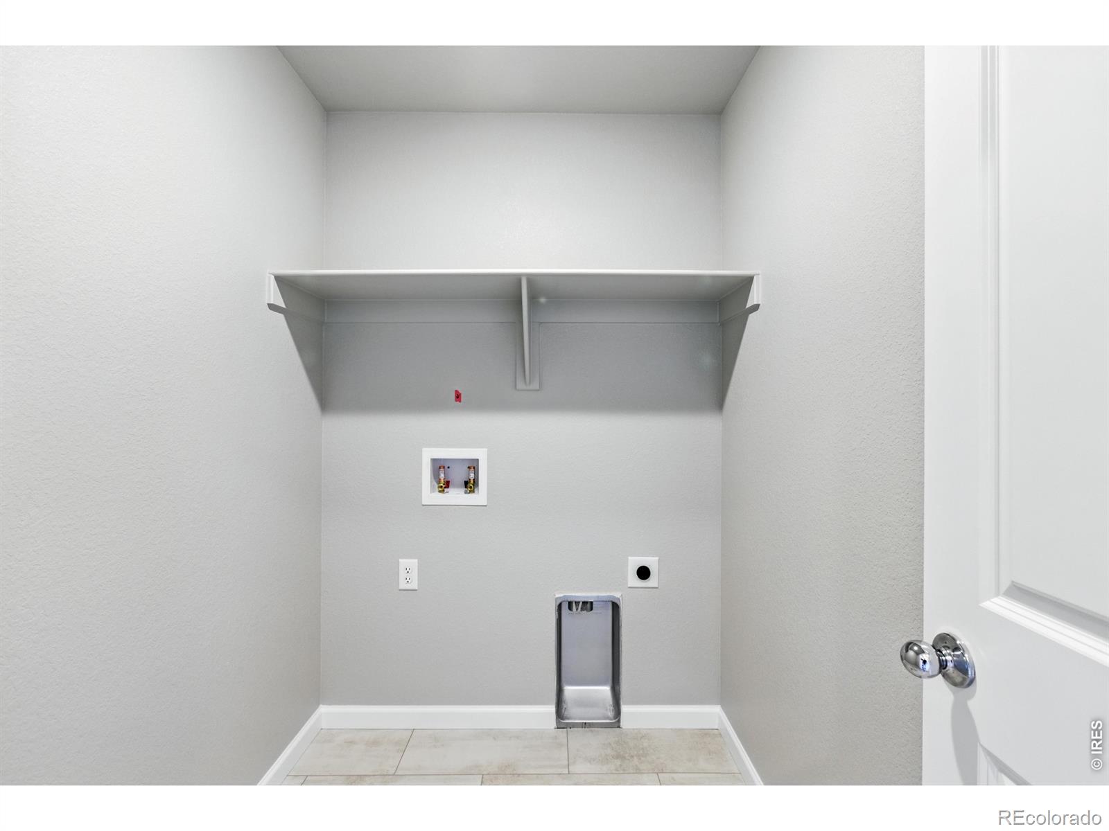 MLS Image #8 for 304  shoveler way,johnstown, Colorado