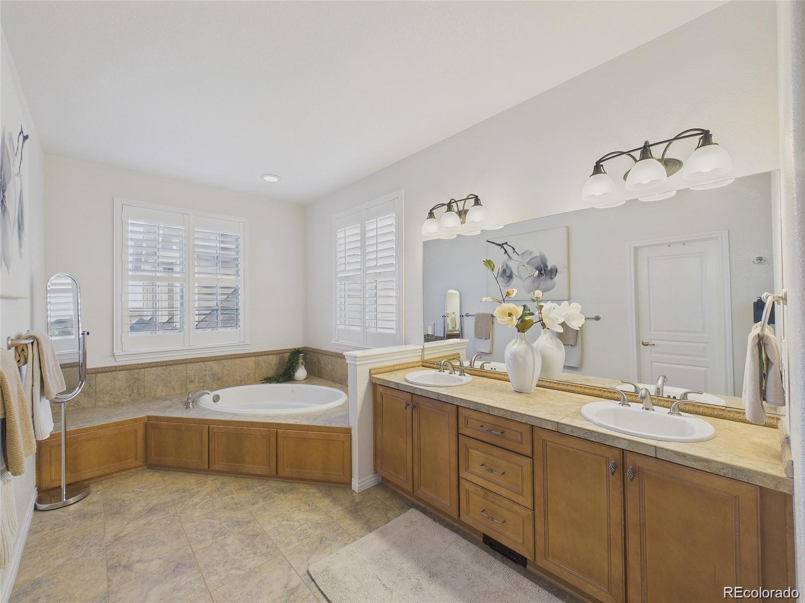 MLS Image #16 for 970  inyokern court,watkins, Colorado