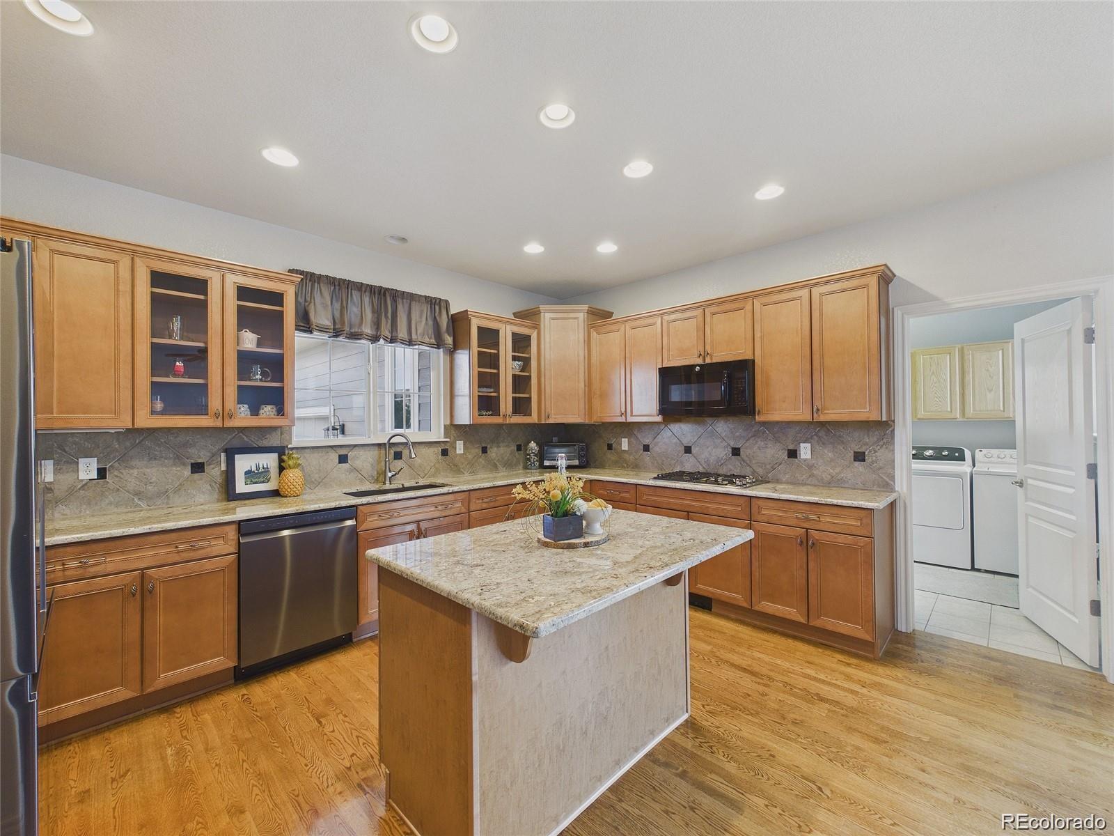 MLS Image #7 for 970  inyokern court,watkins, Colorado