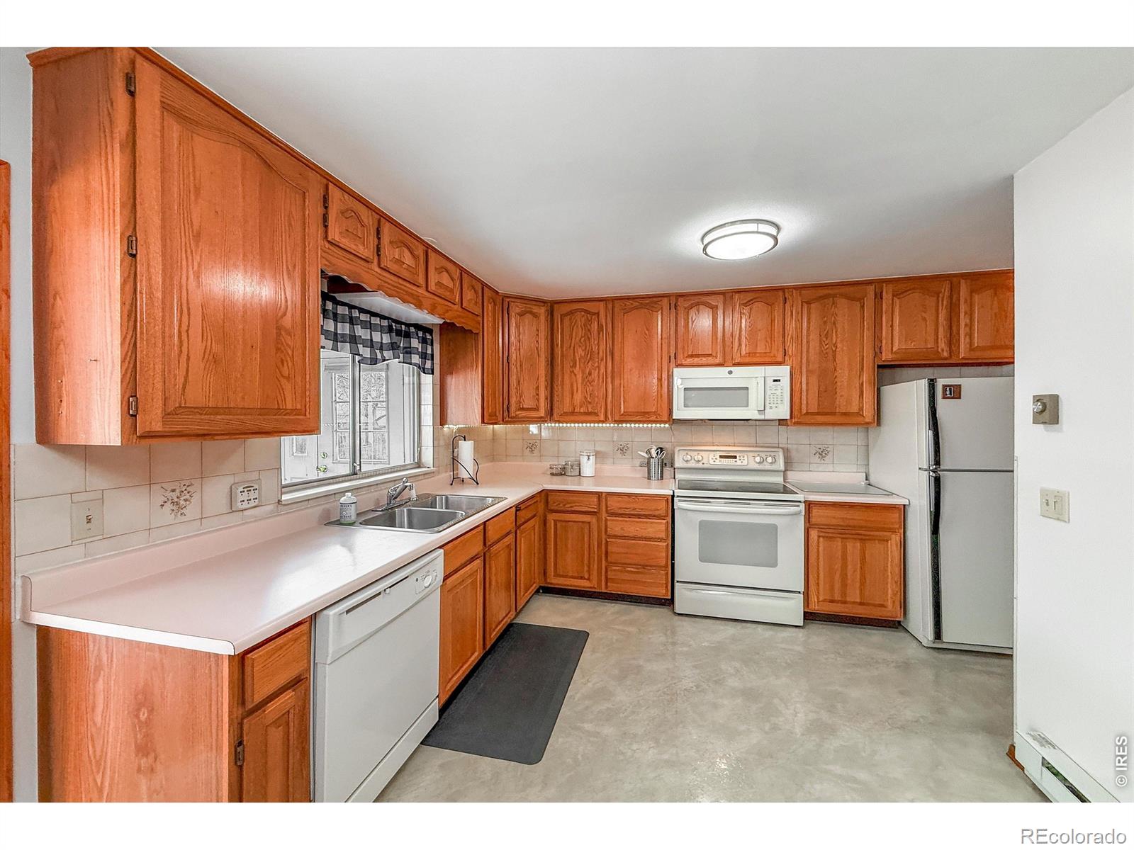 MLS Image #10 for 2140  sherman street,longmont, Colorado