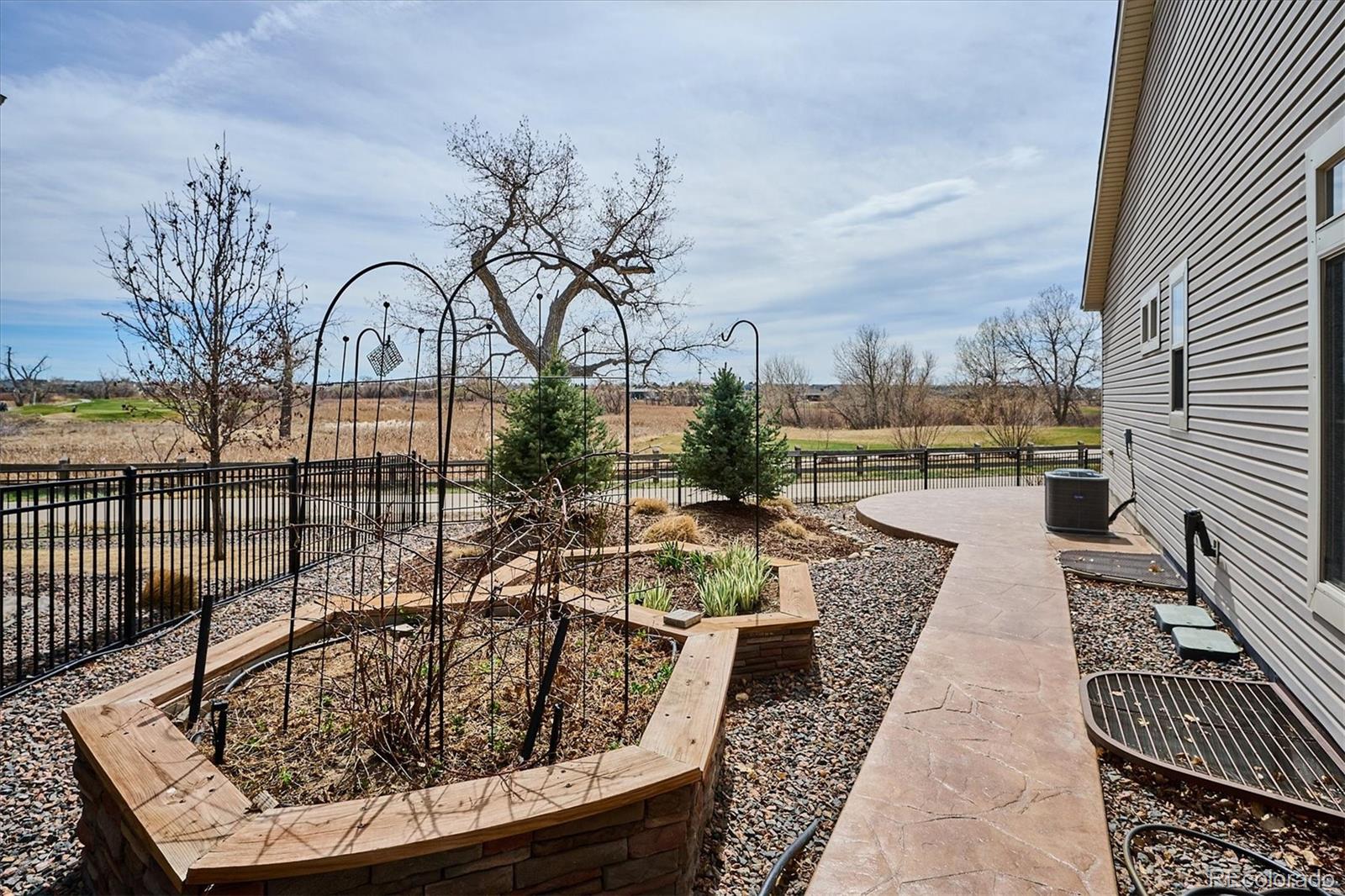 MLS Image #23 for 20322 e 52nd avenue,denver, Colorado