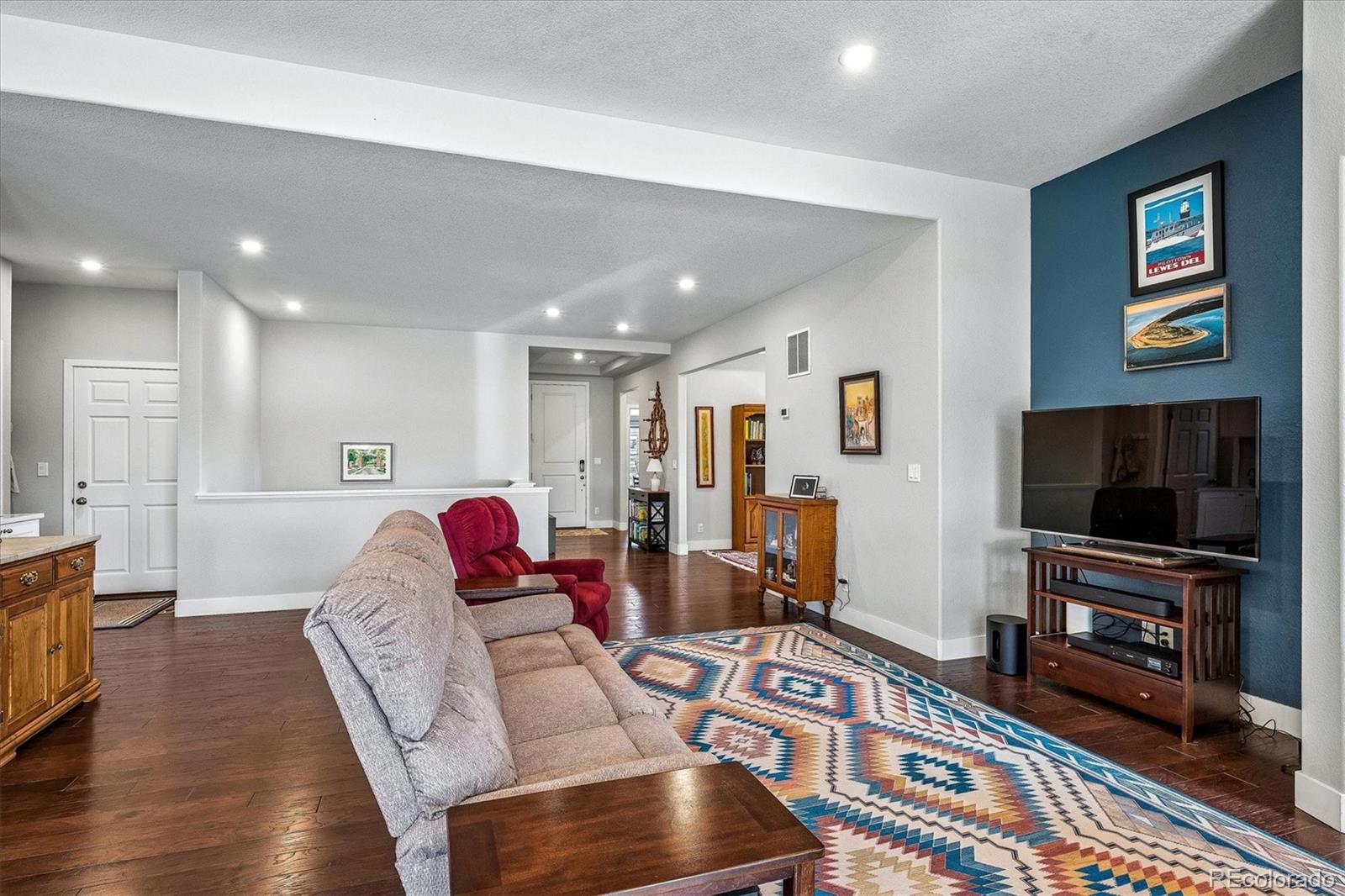 MLS Image #9 for 20322 e 52nd avenue,denver, Colorado