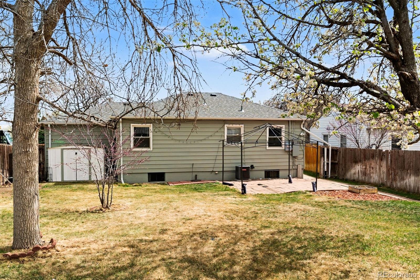 MLS Image #18 for 859 s quieto way,denver, Colorado
