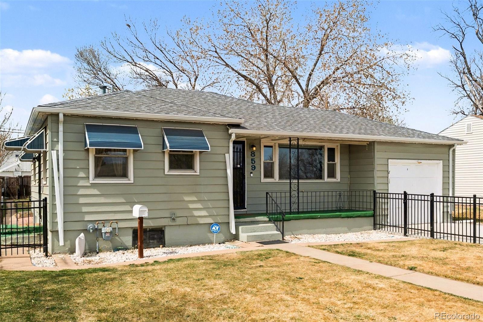 MLS Image #2 for 859 s quieto way,denver, Colorado