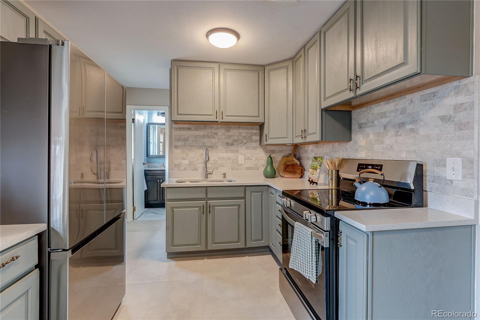 MLS Image #10 for 7672  saulsbury street,arvada, Colorado