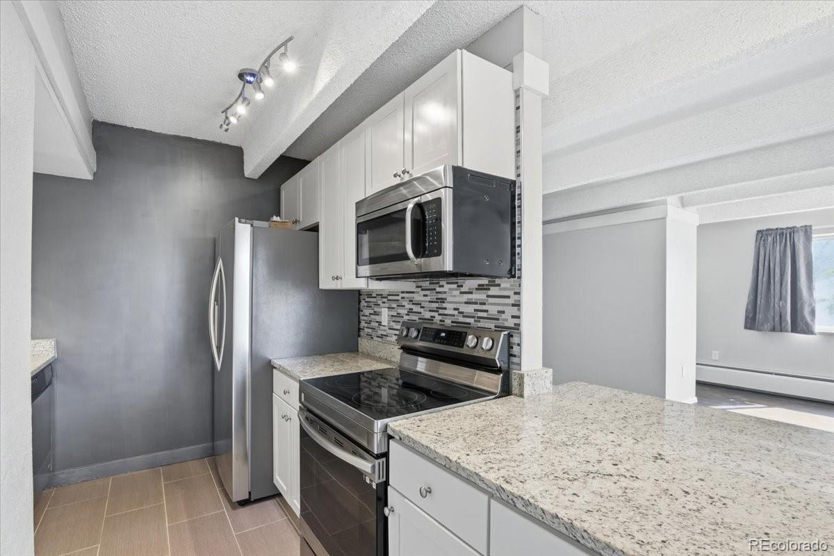 MLS Image #6 for 800 w belleview avenue 101,englewood, Colorado