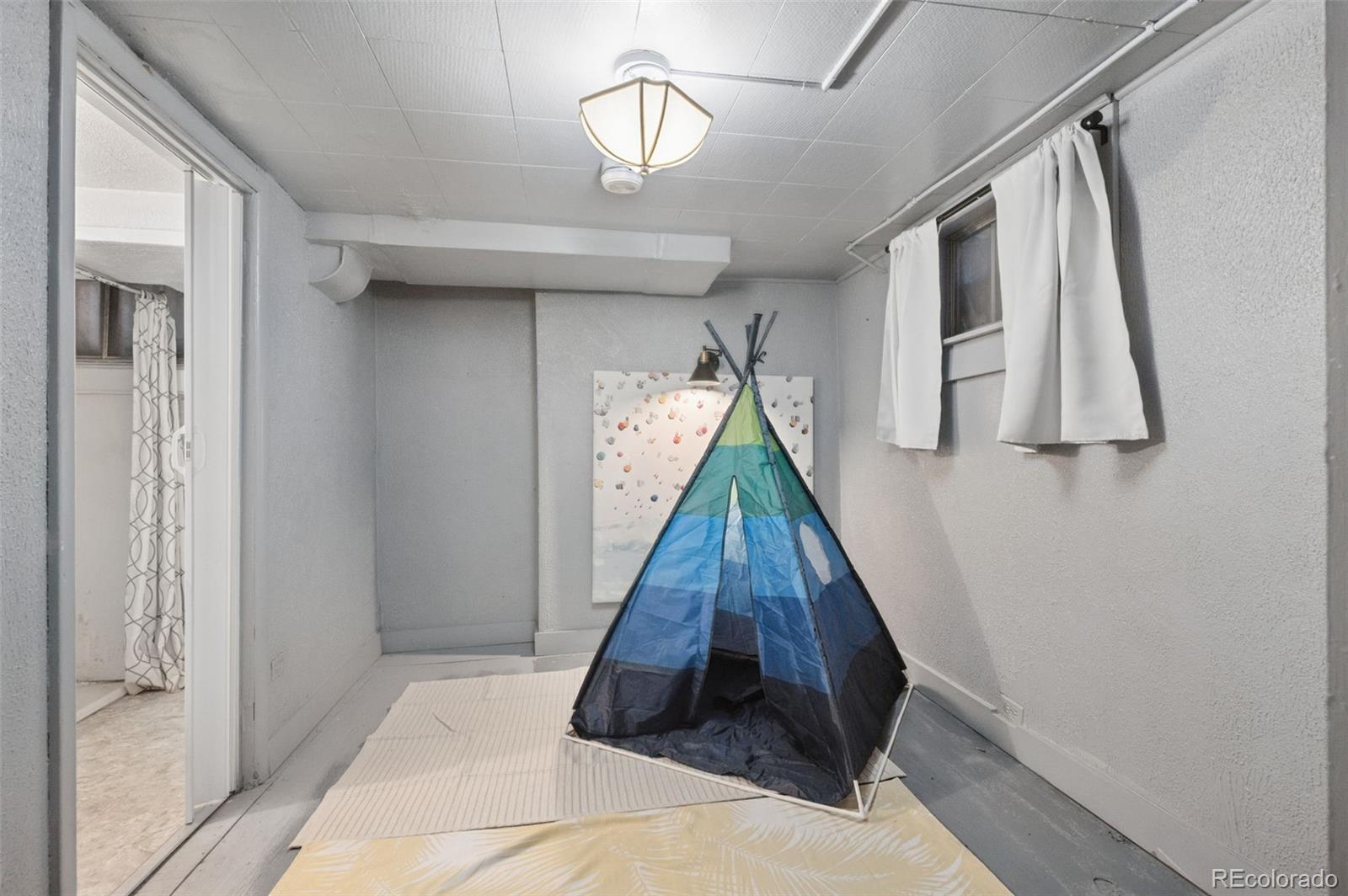 MLS Image #21 for 1148 n corona street,denver, Colorado