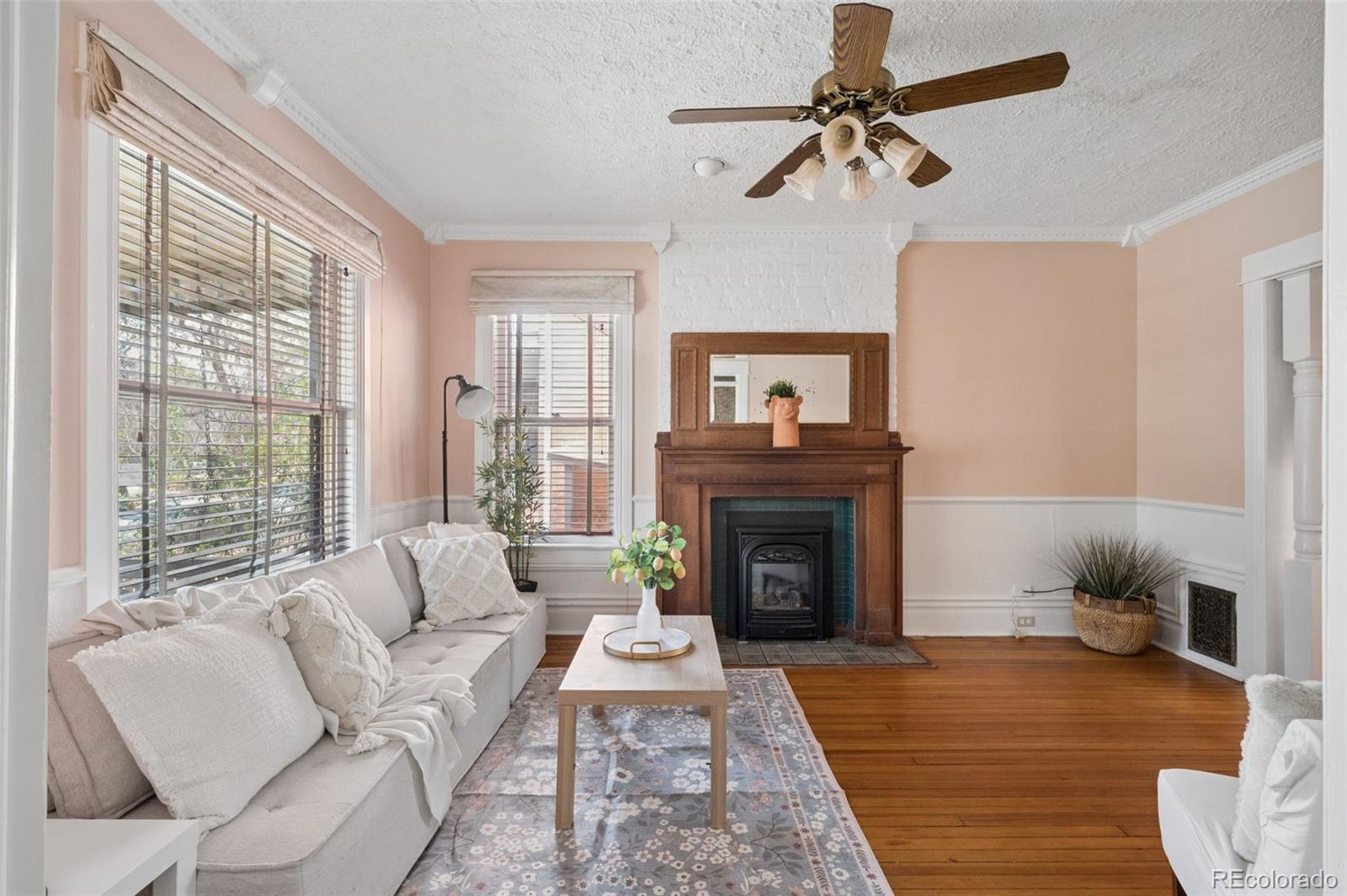 MLS Image #4 for 1148 n corona street,denver, Colorado