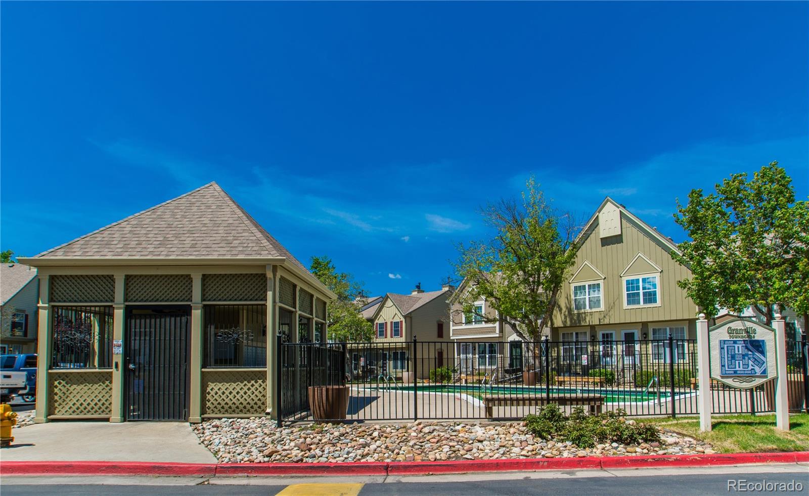 MLS Image #20 for 1811 s quebec way,denver, Colorado